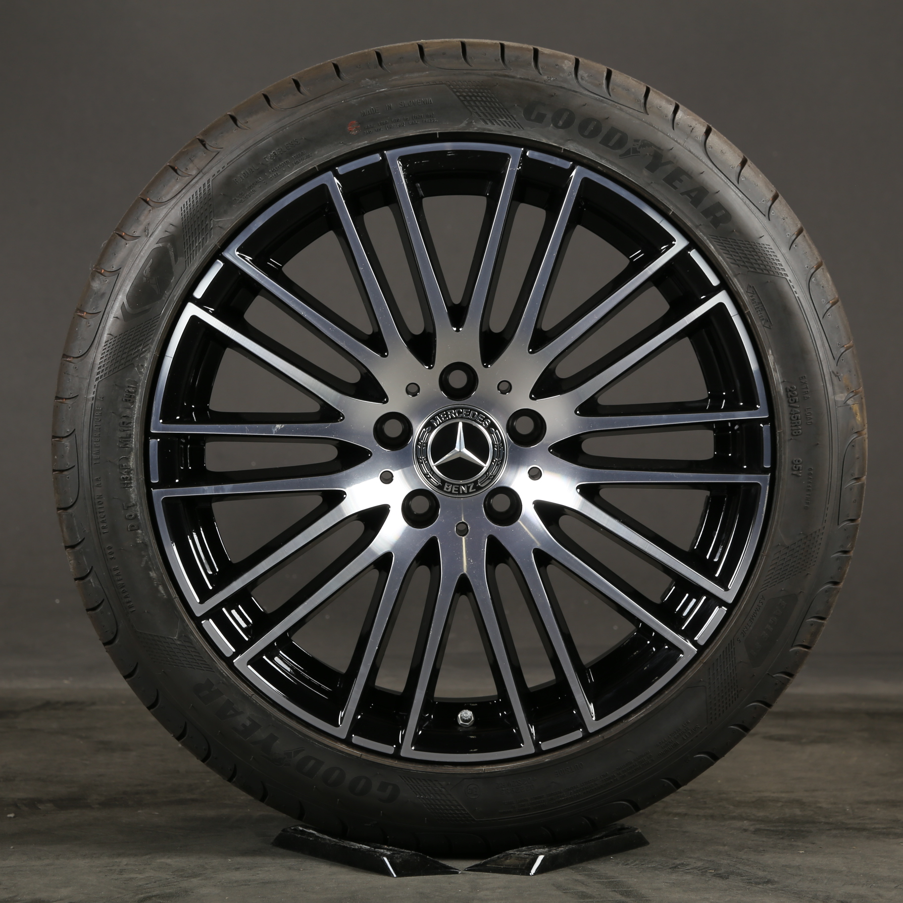 18 pouces Mercedes roues d'été d'origine Classe C W206 A2064014900 pneus d'été