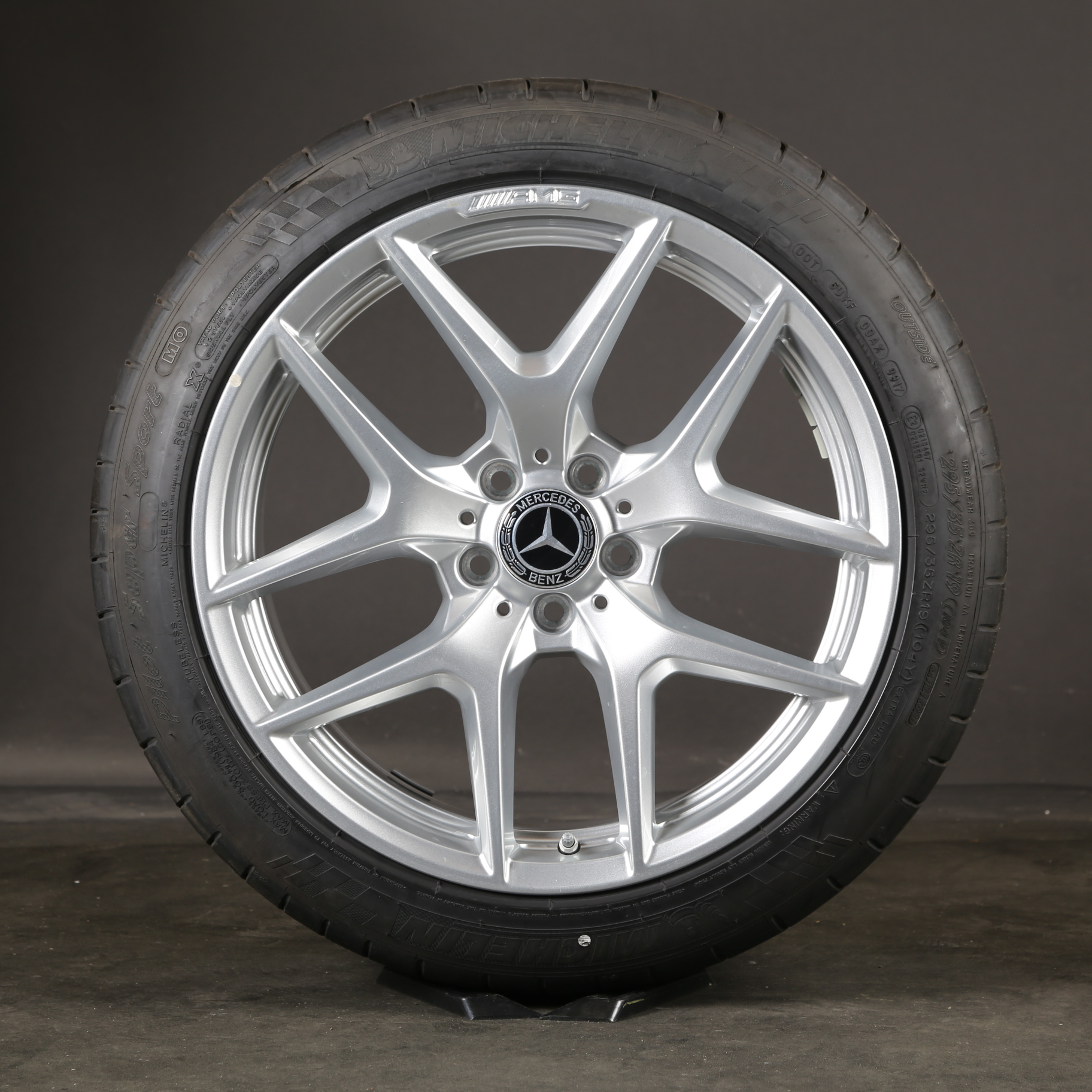19 pouces roues d'été d'origine Mercedes AMG GT R190 C190 A1904010300 pneus d'été