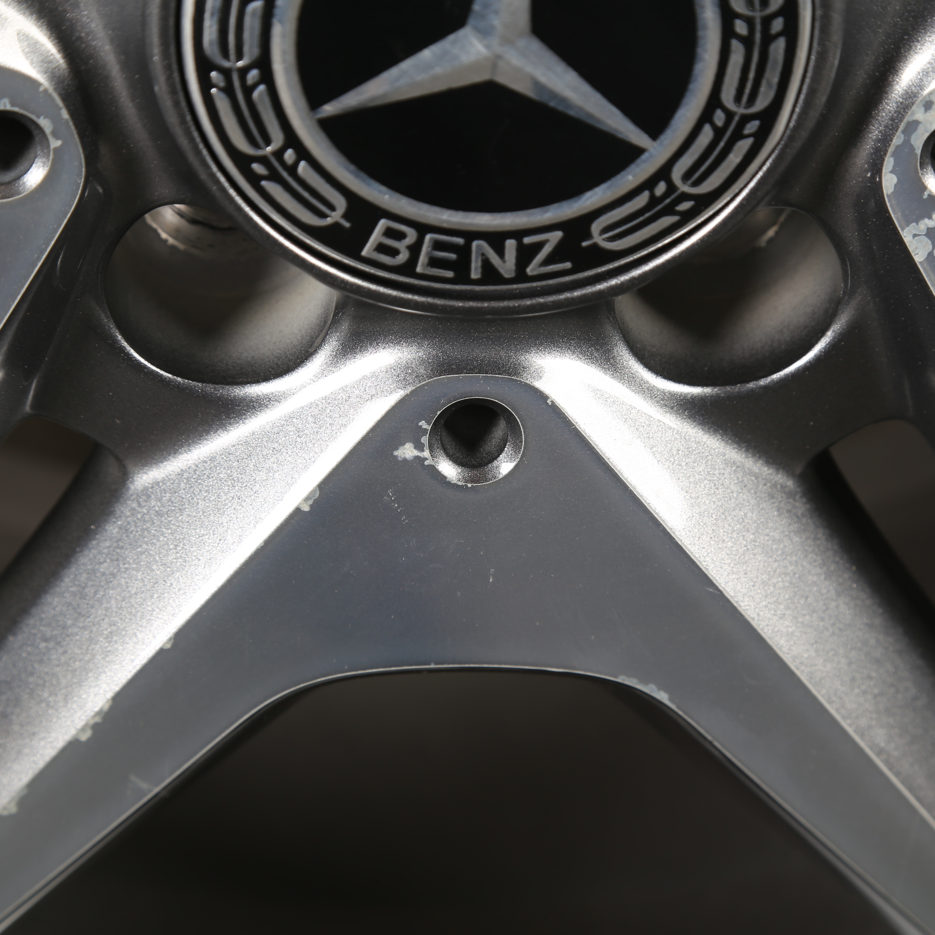 Llantas de verano de 18 pulgadas originales Mercedes Clase A AMG W176 CLA C117 A1764010302