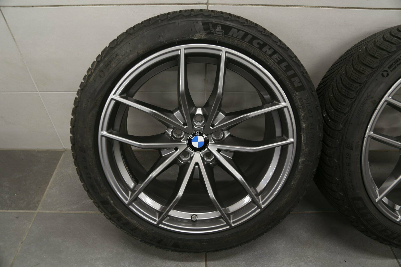 Winterwielen 18 inch BMW Z4 G29 origineel V-spaak 770 ijzergrijs 6883639 6883640