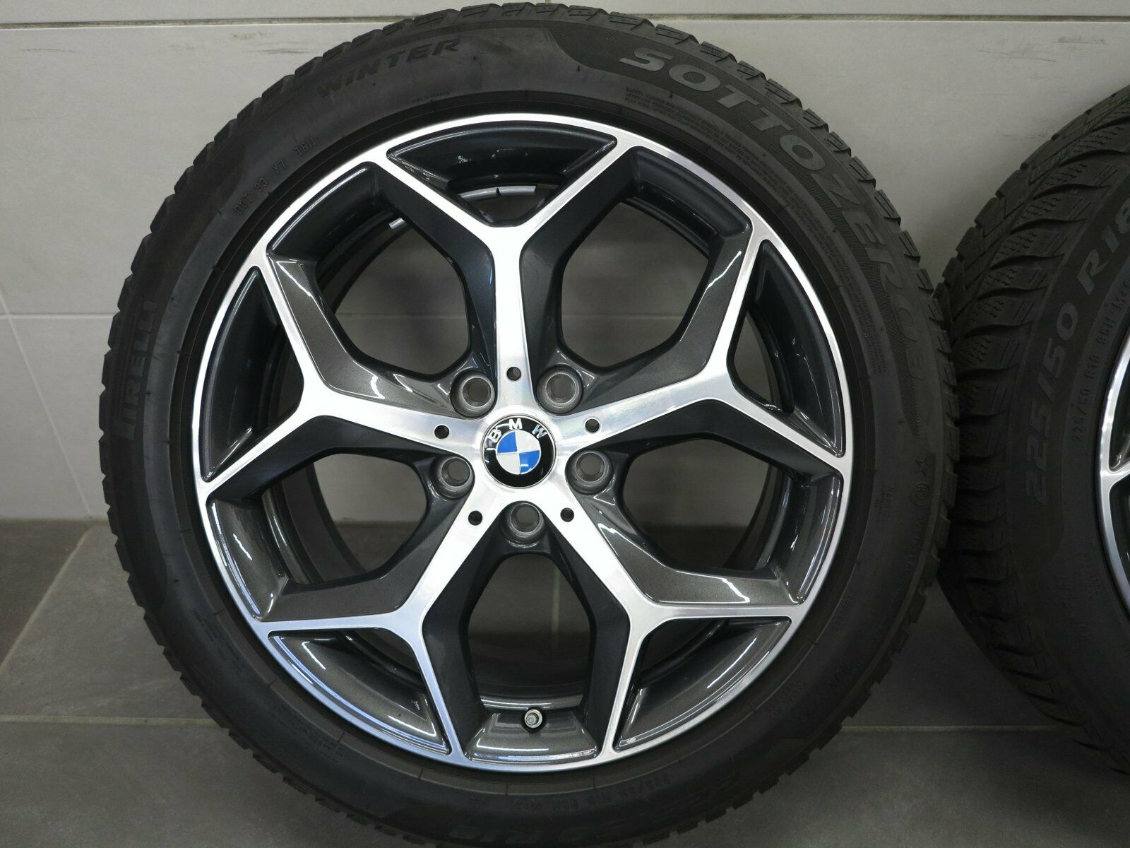 18 pouces roues d'hiver d'origine BMW X1 F48 X2 F39 Jeu de roues d'hiver 569 jantes 6856070