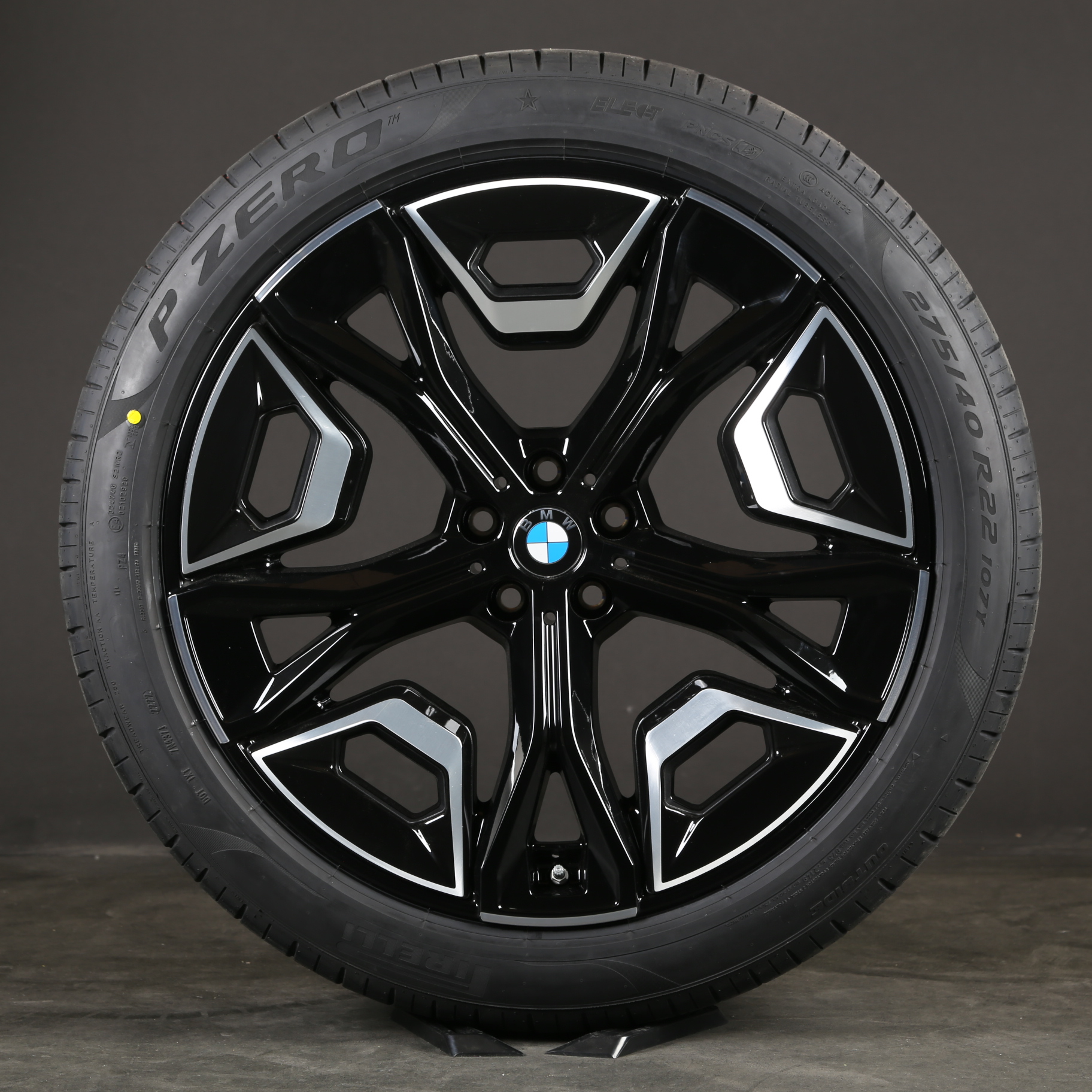Originale 22-tommer BMW iX sommerhjul i20 Styling 1020 36115A02658 Sommerdæk