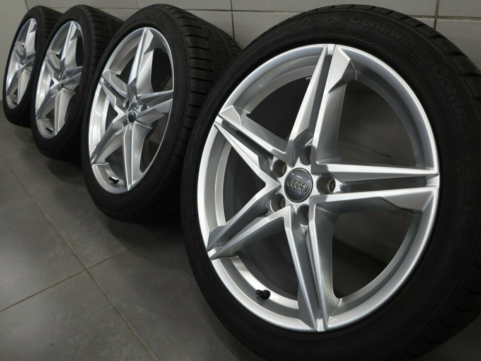 18 pouces roues d'hiver originales Audi A4 S4 S-Line pneus d'hiver 8W0601025R (A220)