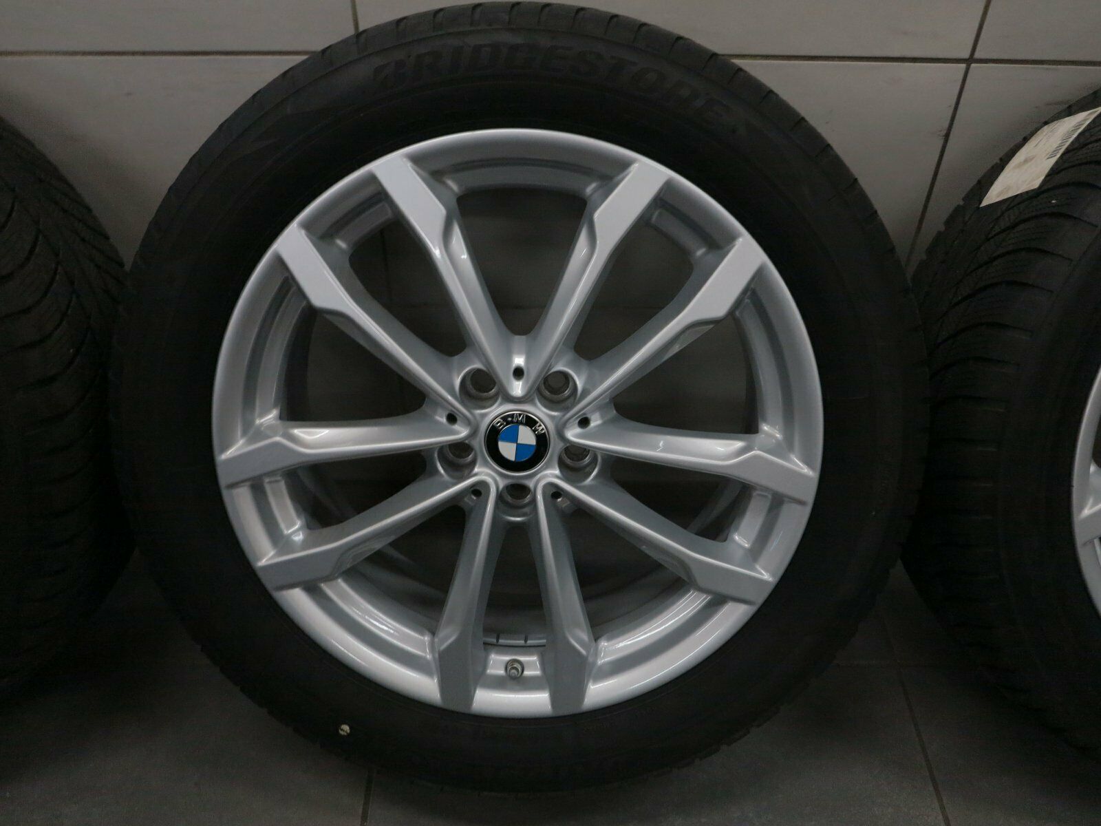 19 tommer BMW alufælge originale BMW X3 G01 X4 G02 V-spoke 691 vinterhjul