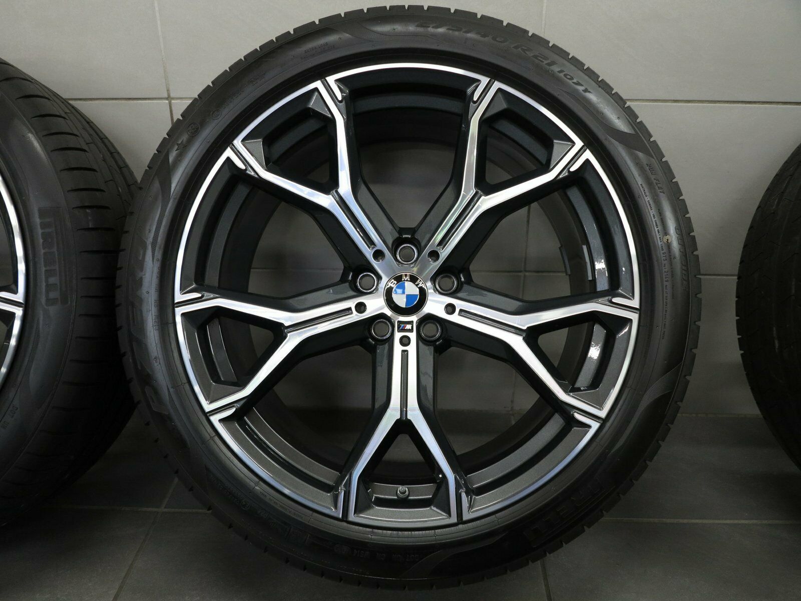 BMW Sommerkompletträder X5 G05 X6 G06 21 Zoll Styling 744 Y-Speic