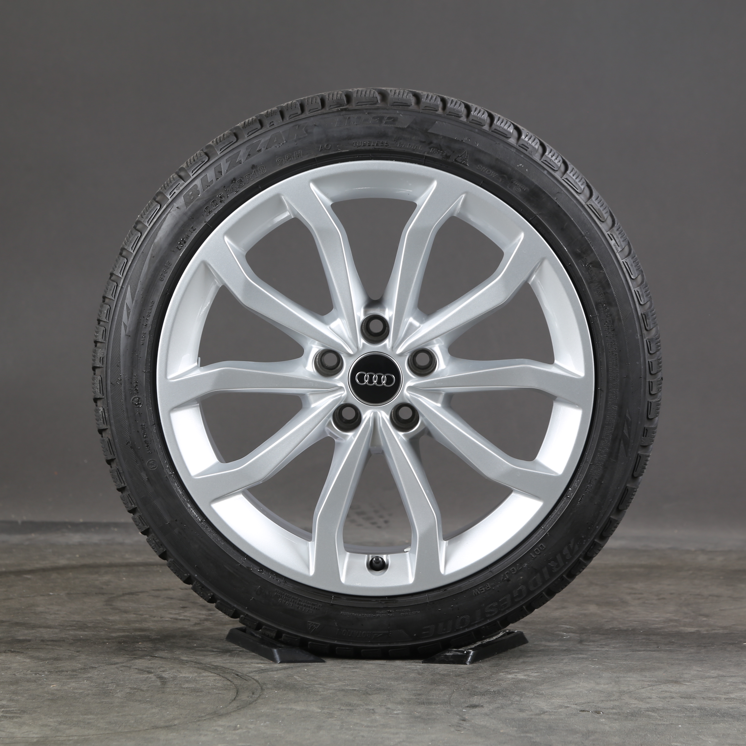 18 inch winter wheels original Audi A4 S4 8W B9 S-Line 8W0601025ED rims