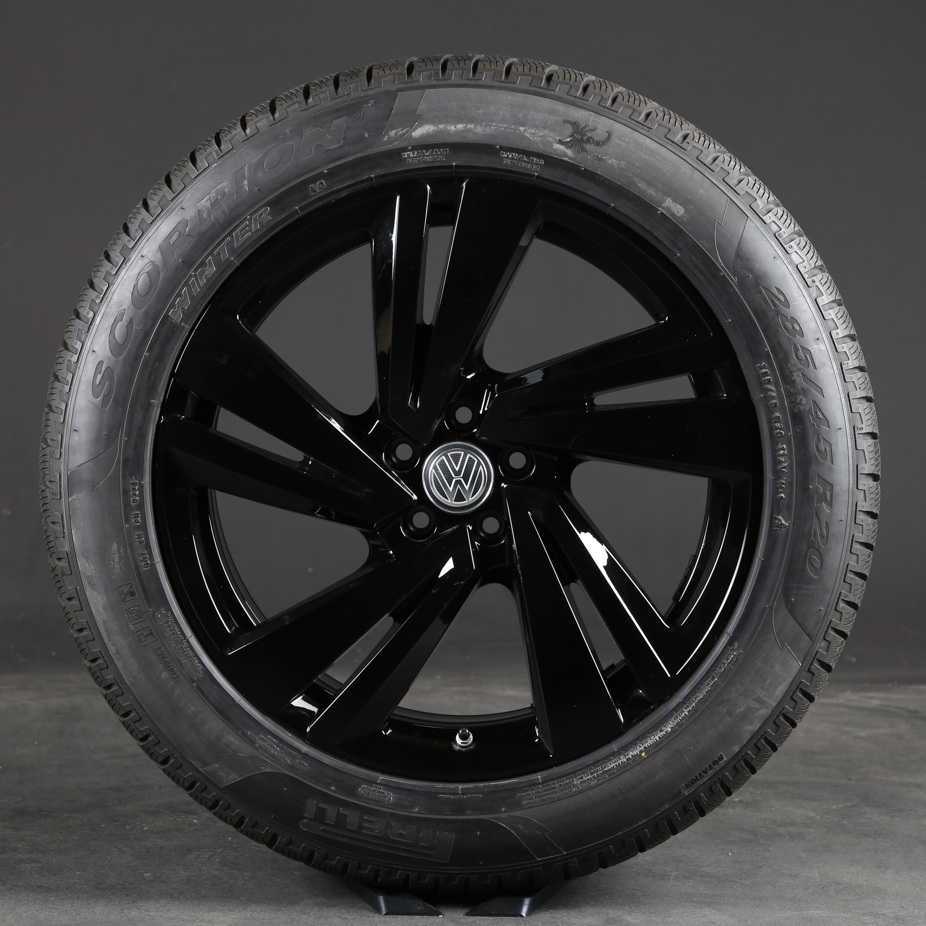 20 inch original VW Touareg III CR7 winter wheels Nevada 760601025AA winter tires