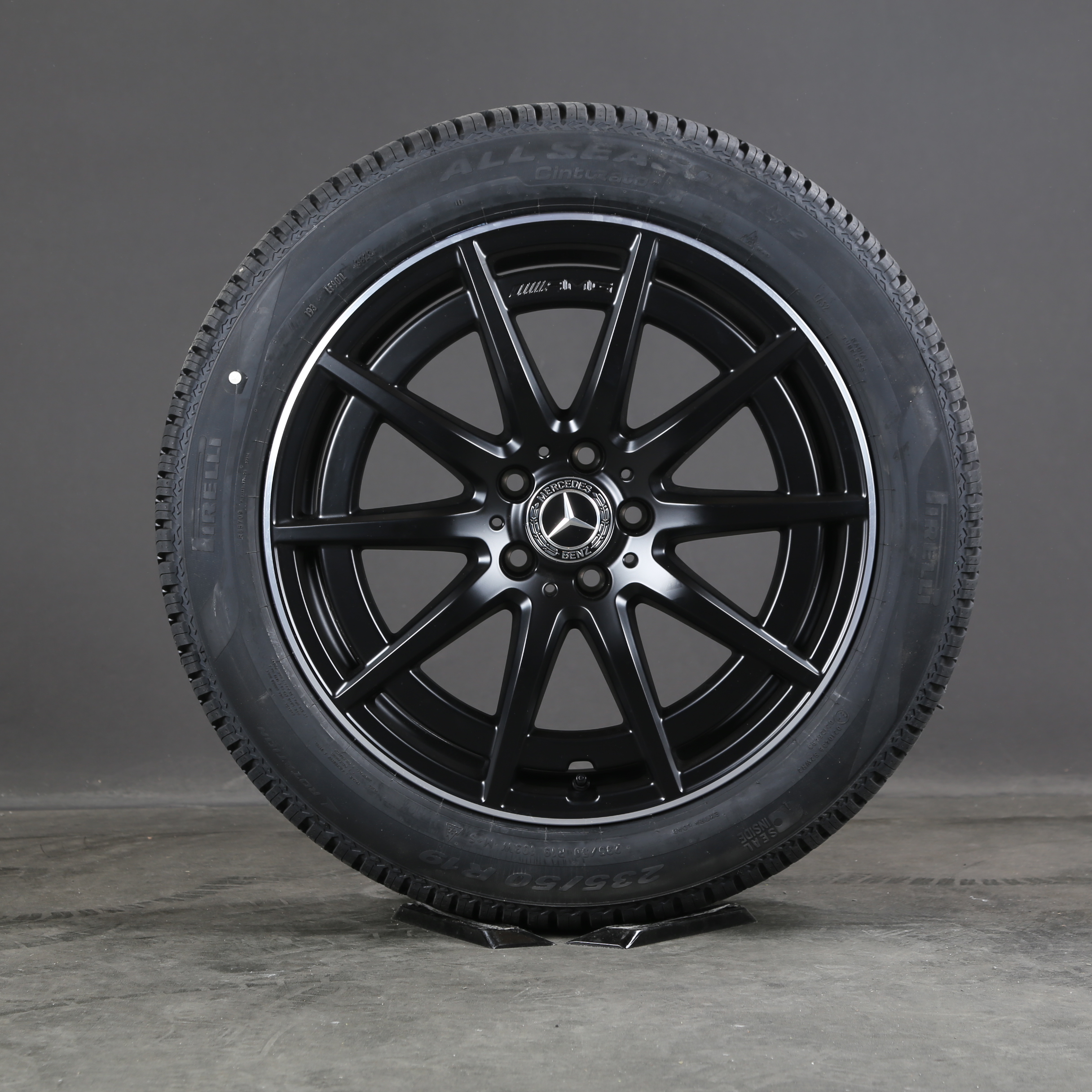 19-inch all-season wheels Mercedes GLB 35 AMG X247 GLA 45 AMG H247 A2474011900