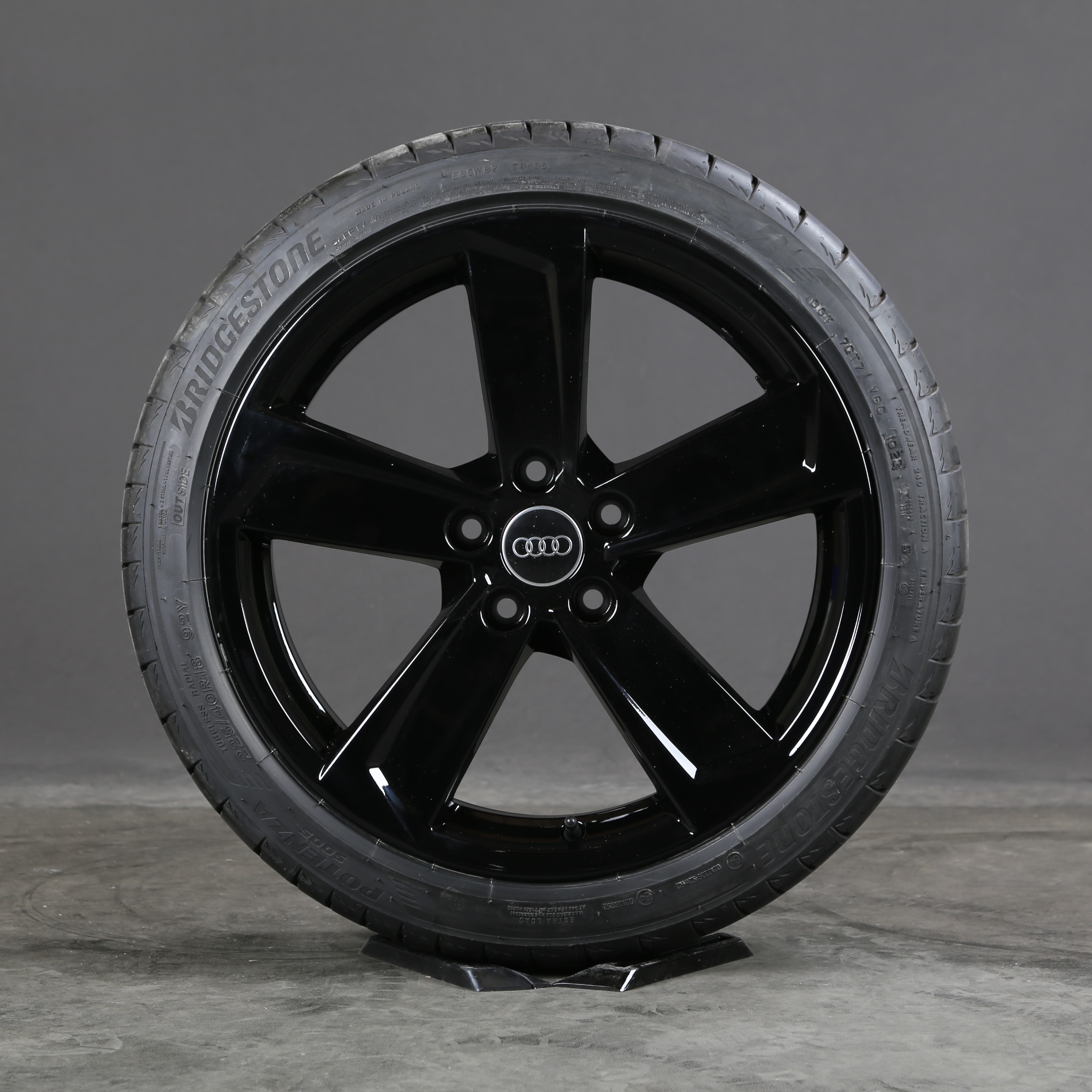 18 pouces roues d'été d'origine Audi A3 S3 S-Line 8V 8V0601025DL pneus d'été