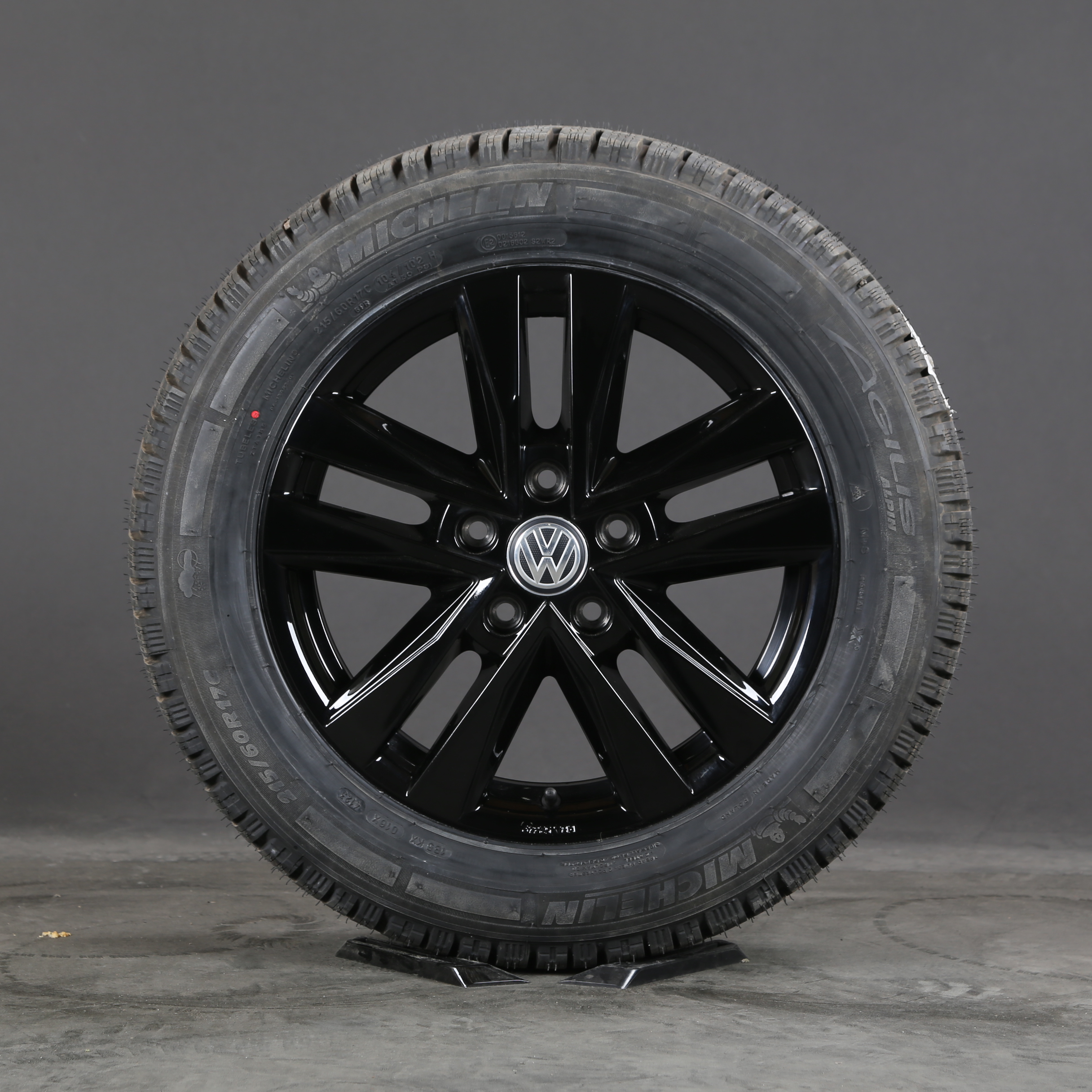 17 pouces roues d'hiver d'origine VW Multivan T7 7T0071497 pneus d'hiver