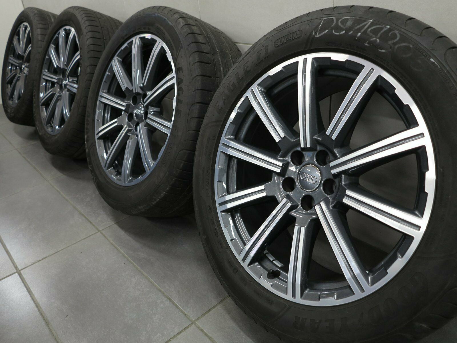 20 pouces roues d'été originales Audi Q7 SQ7 4M Facelift 4M0601025AD Jantes en aluminium