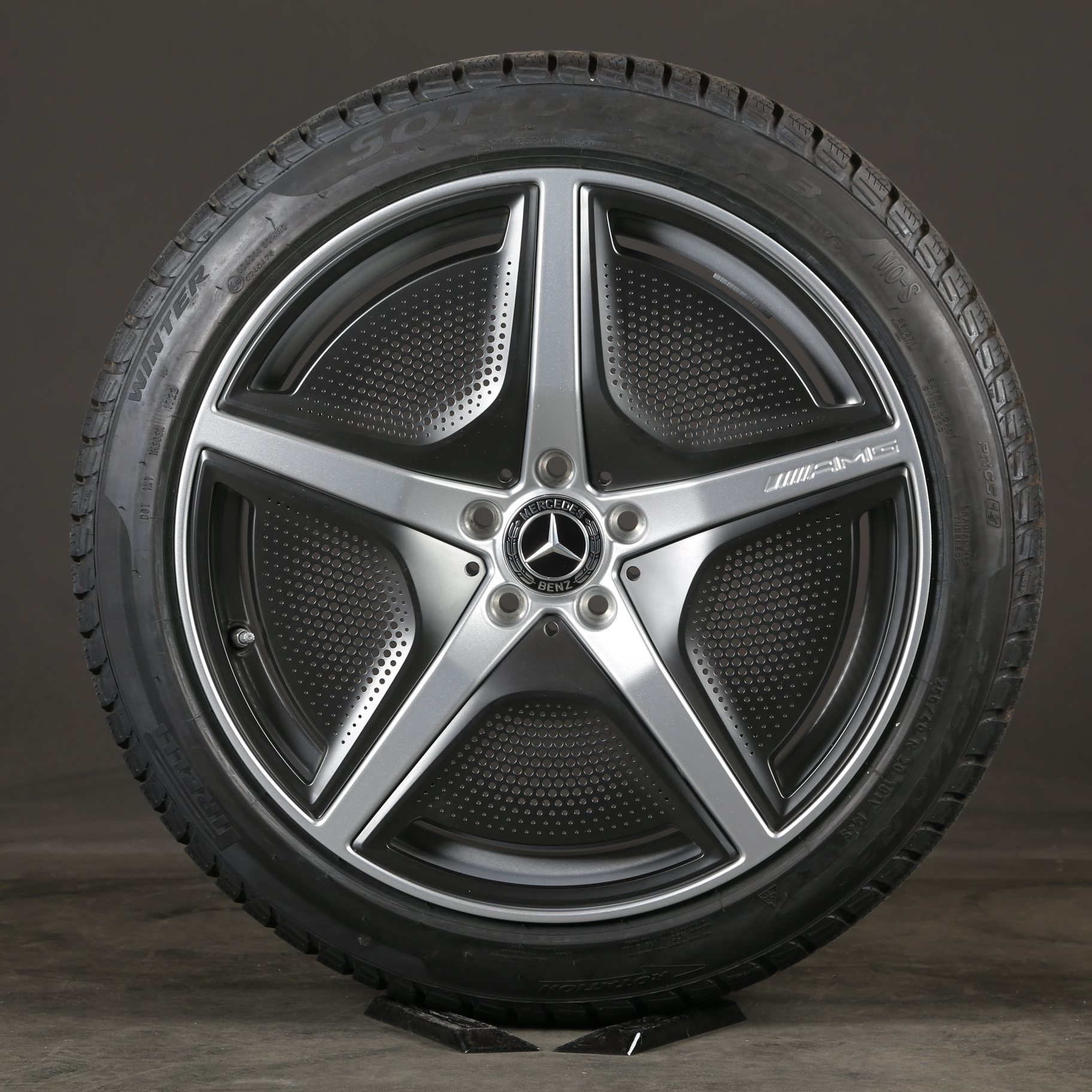 Llantas de invierno AMG de 20 pulgadas originales Mercedes EQE V295 A2954012300 Neumáticos de invierno