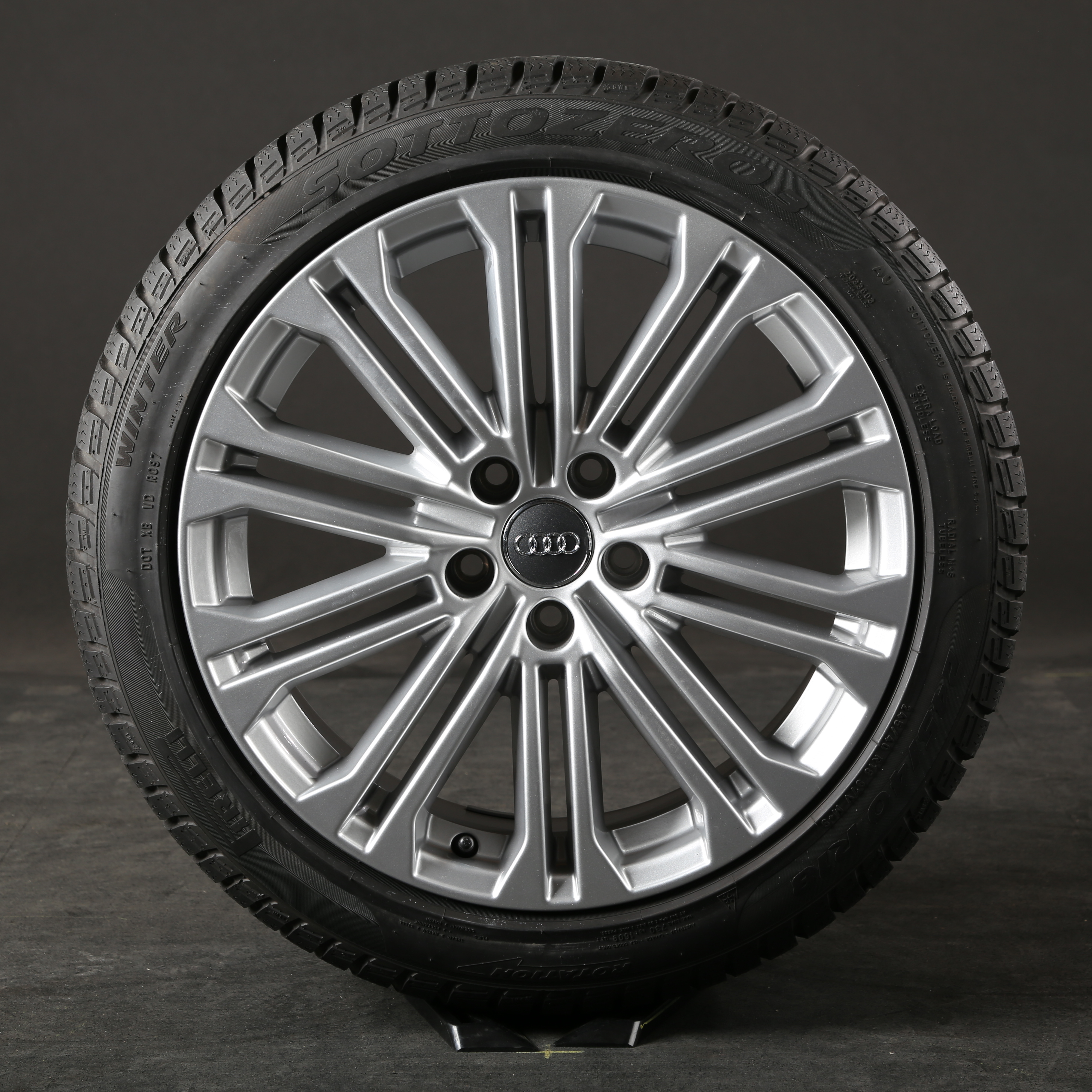 18 pouces roues d'hiver d'origine Audi A5 S5 8T 8F F5 8W0601025EE pneus d'hiver