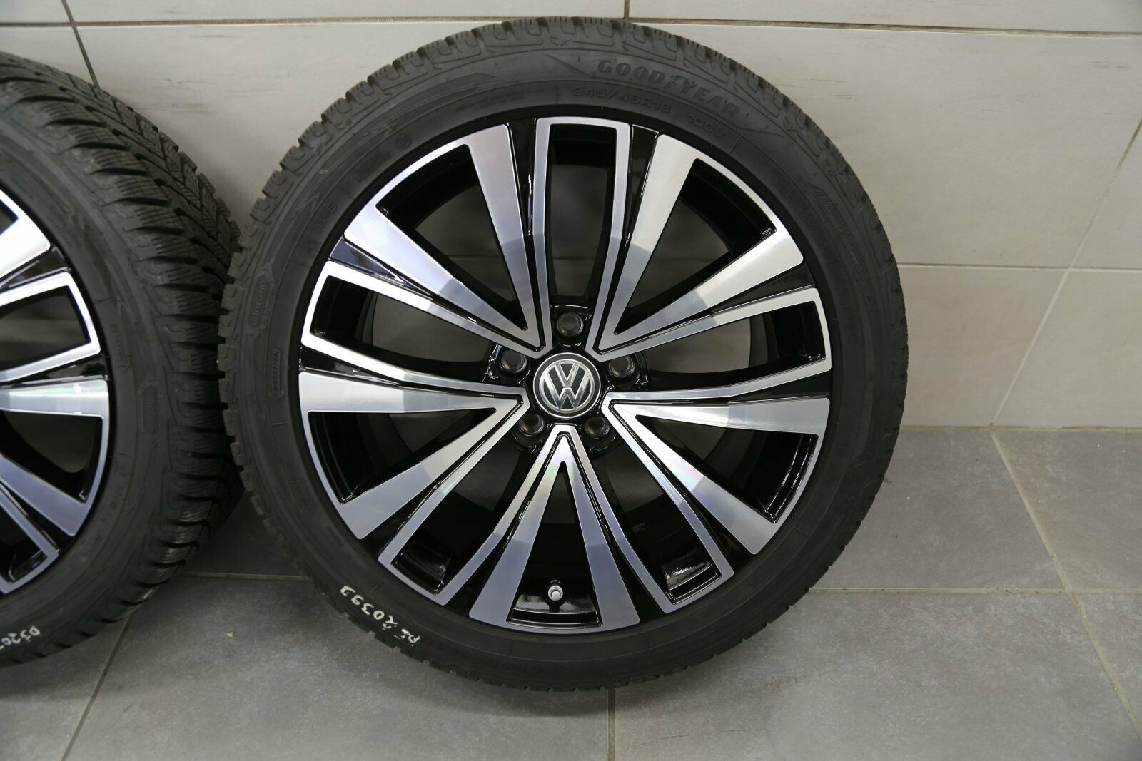 VW Arteon 3H Passat 3G B8 originale 18 tommer vinterhjul Muscat Wheel fælge 3G8601025F