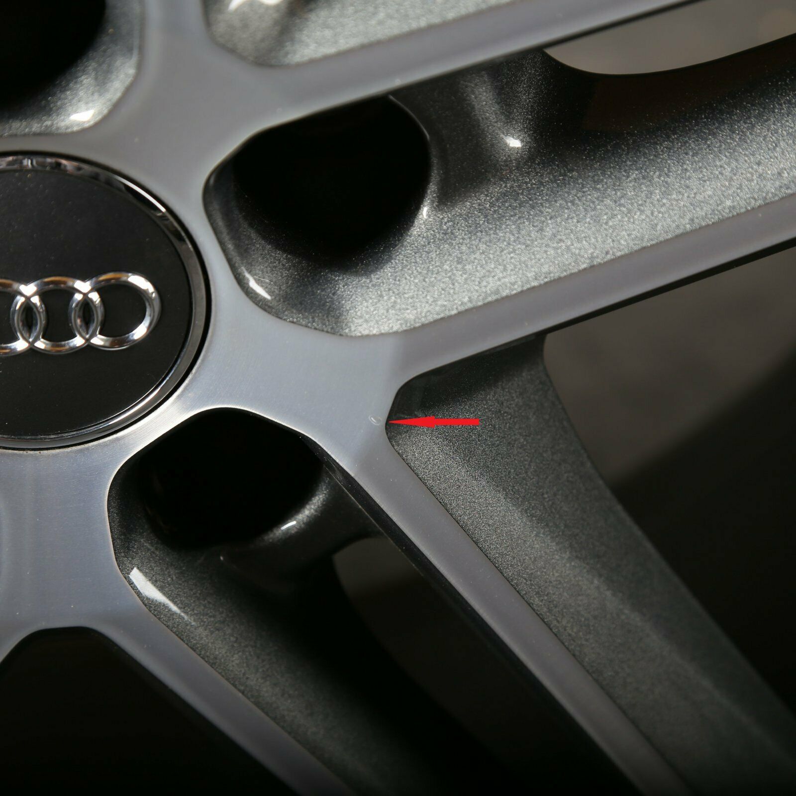 Sommerhjul 20 tommer originale Audi Q5 SQ5 FY fælge 80A601025H Alufælge
