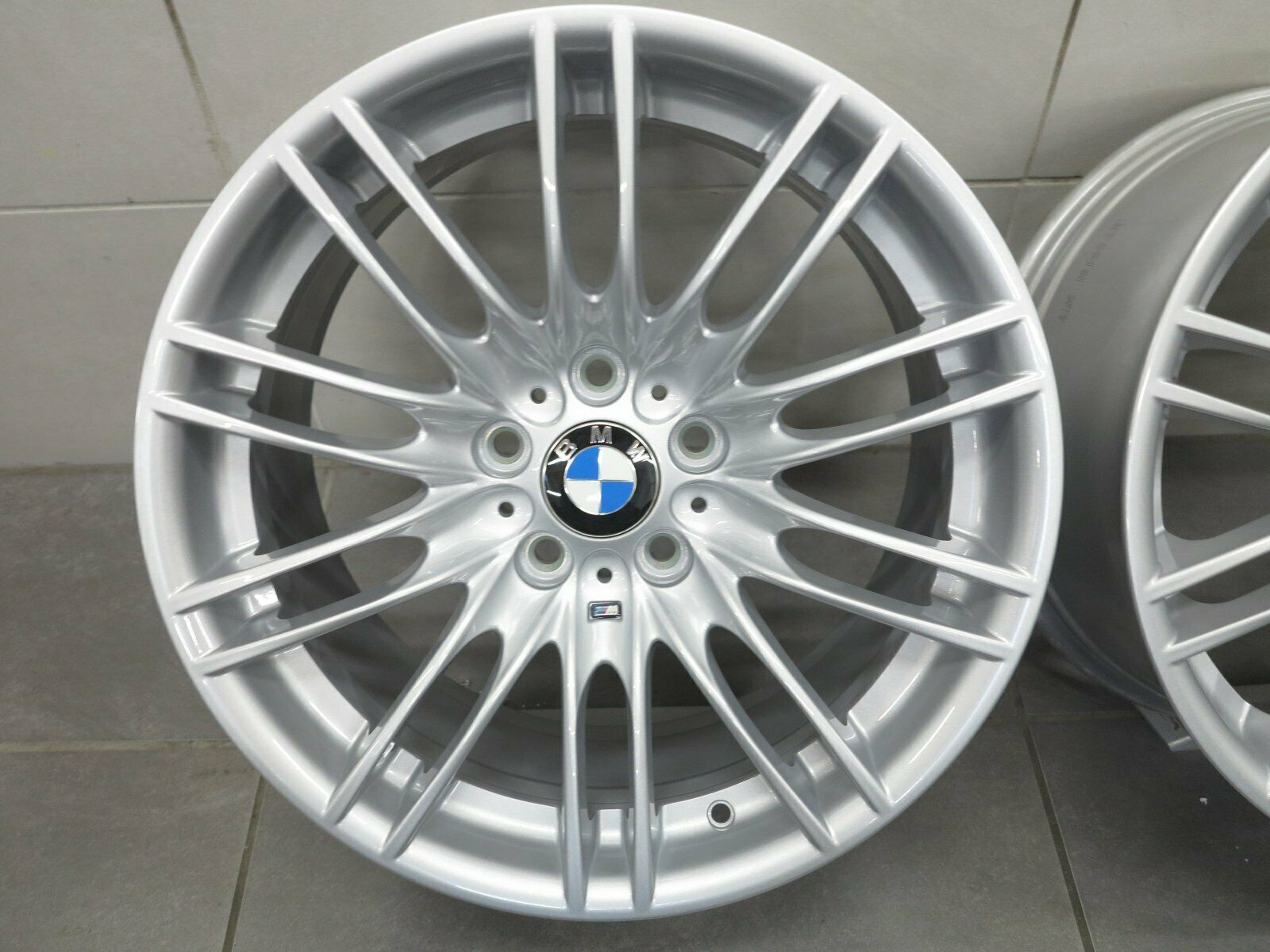 Llantas de aluminio de 18 pulgadas originales BMW M3 E90 Coupé E92 E93 Styling M260 2284504 2284505