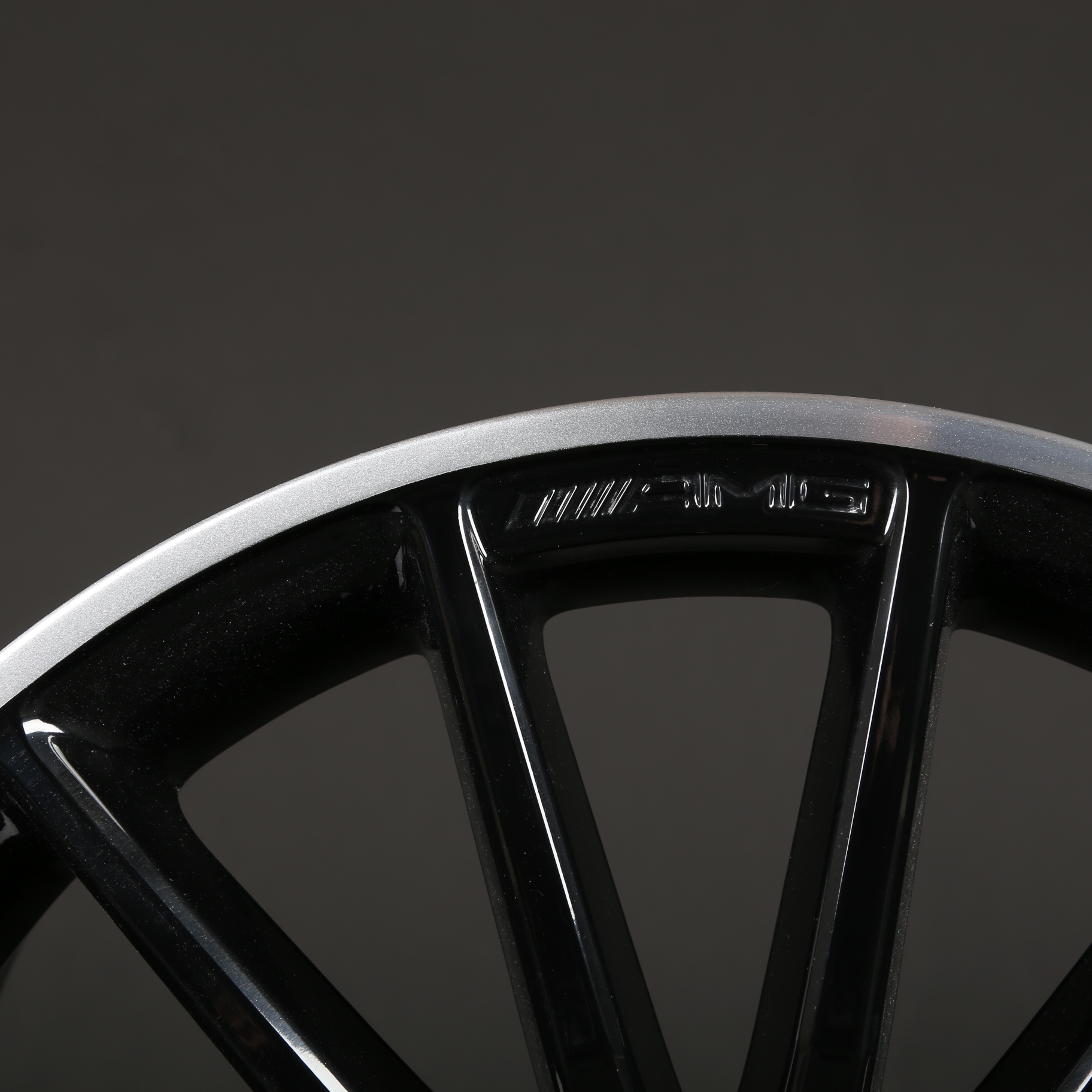 18 tommer originale legeringshjul Mercedes AMG A W176 CLA C117 X117 A1764010200 Wheel