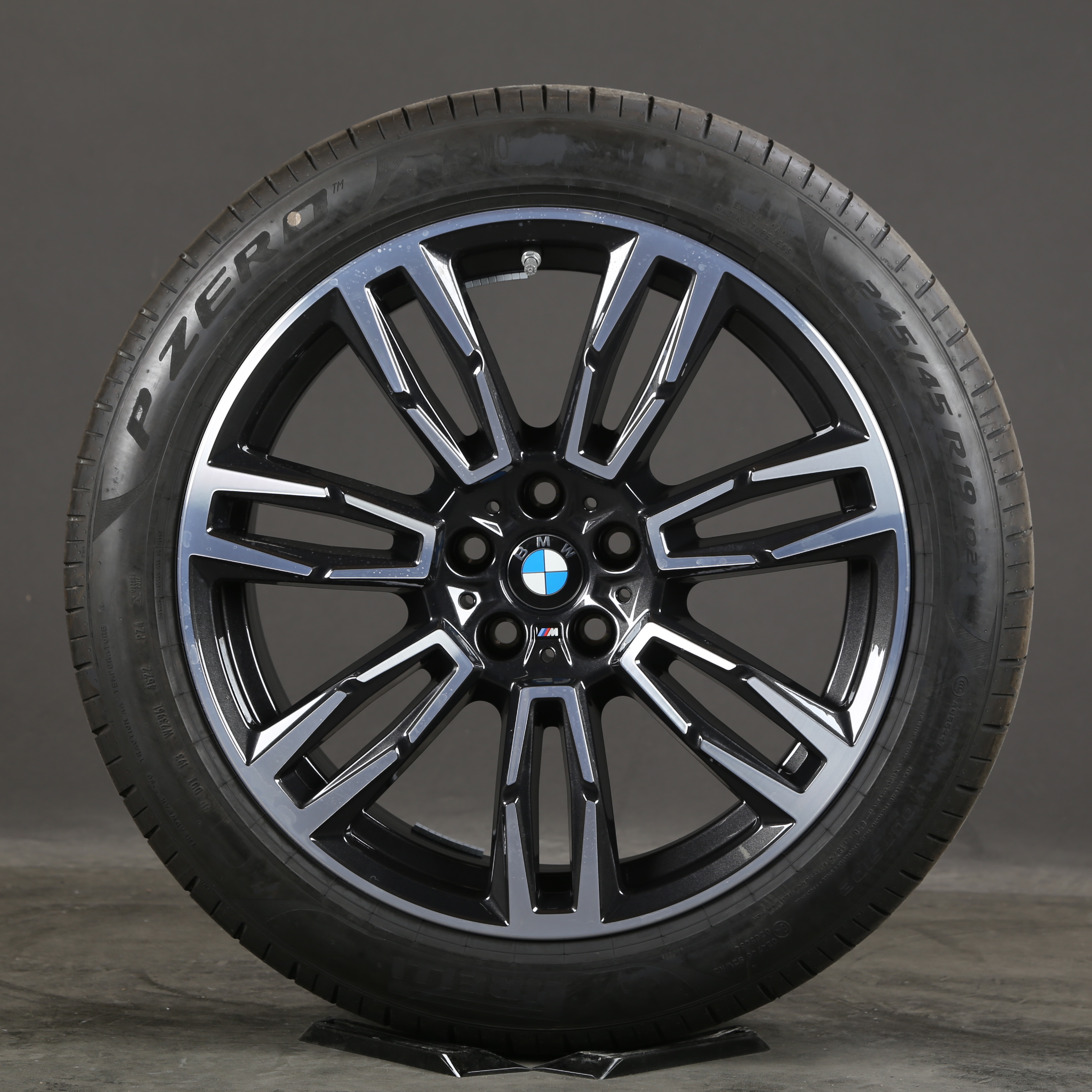 19 pouces roues d'été d'origine BMW Série 5 i5 G60 G61 M935 5A324E0 935M pneus d'été