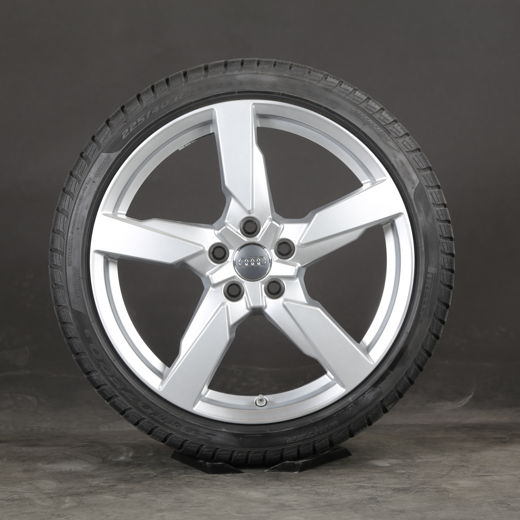 19 pouces roues d'hiver d'origine Audi TT RS FV Audi Sport 8S0601025AG pneus d'hiver
