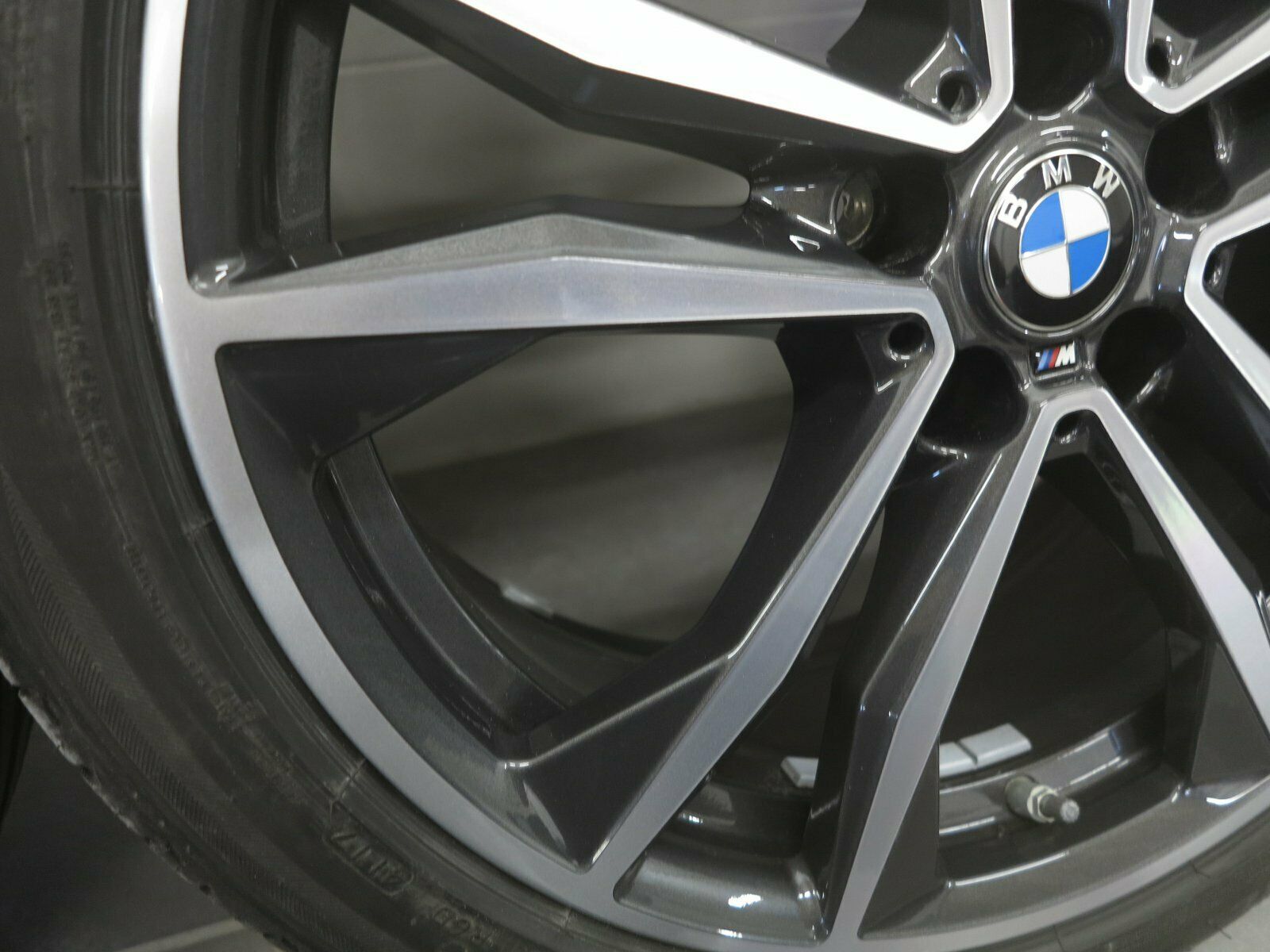 19 pouces roues d'été d'origine BMW X1 F48 X2 F39 M715 8008616 pneus d'été (B98)