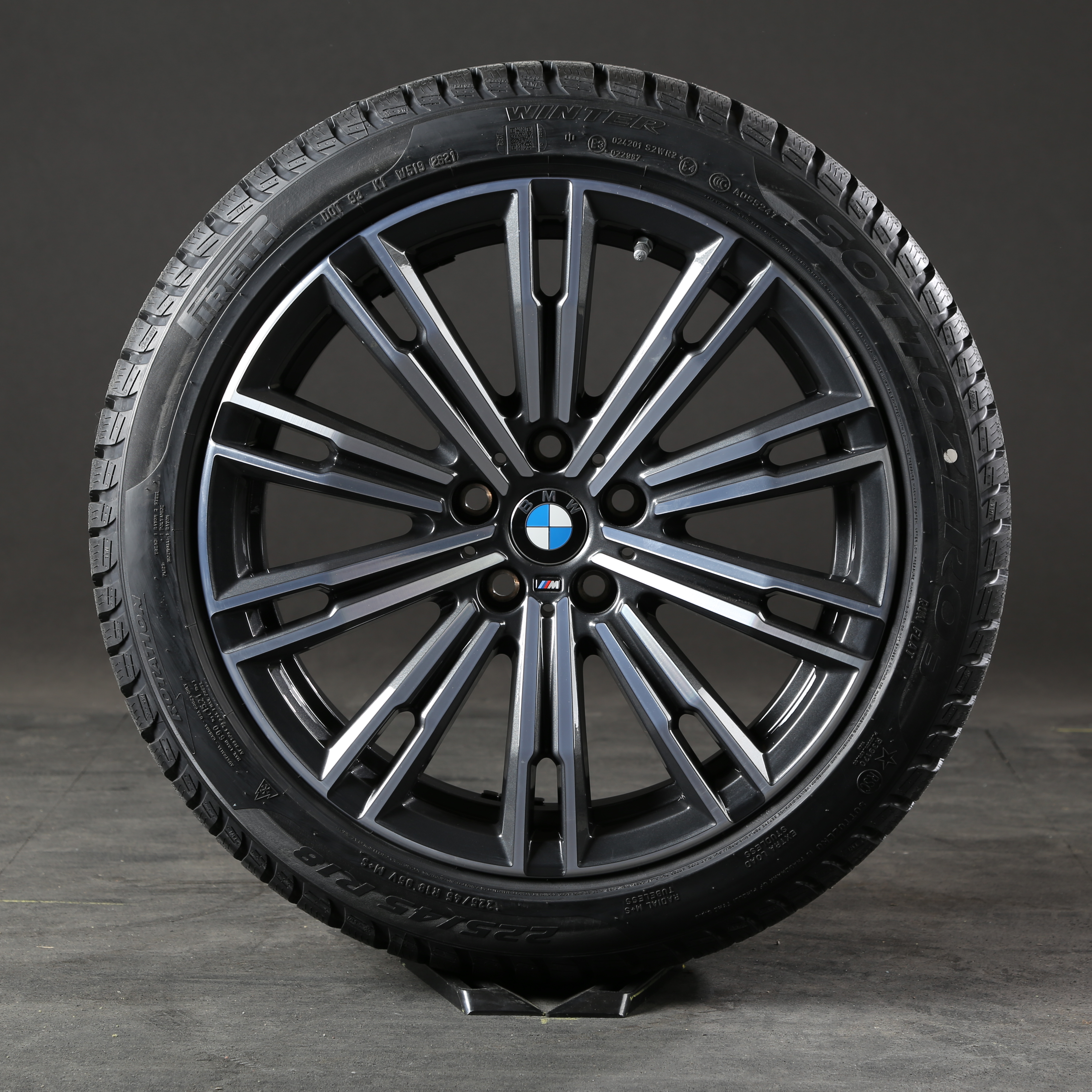 18 pouces roues d'hiver d'origine BMW Série 3 G20 G21 Série 4 G22 G23 M790 8089890
