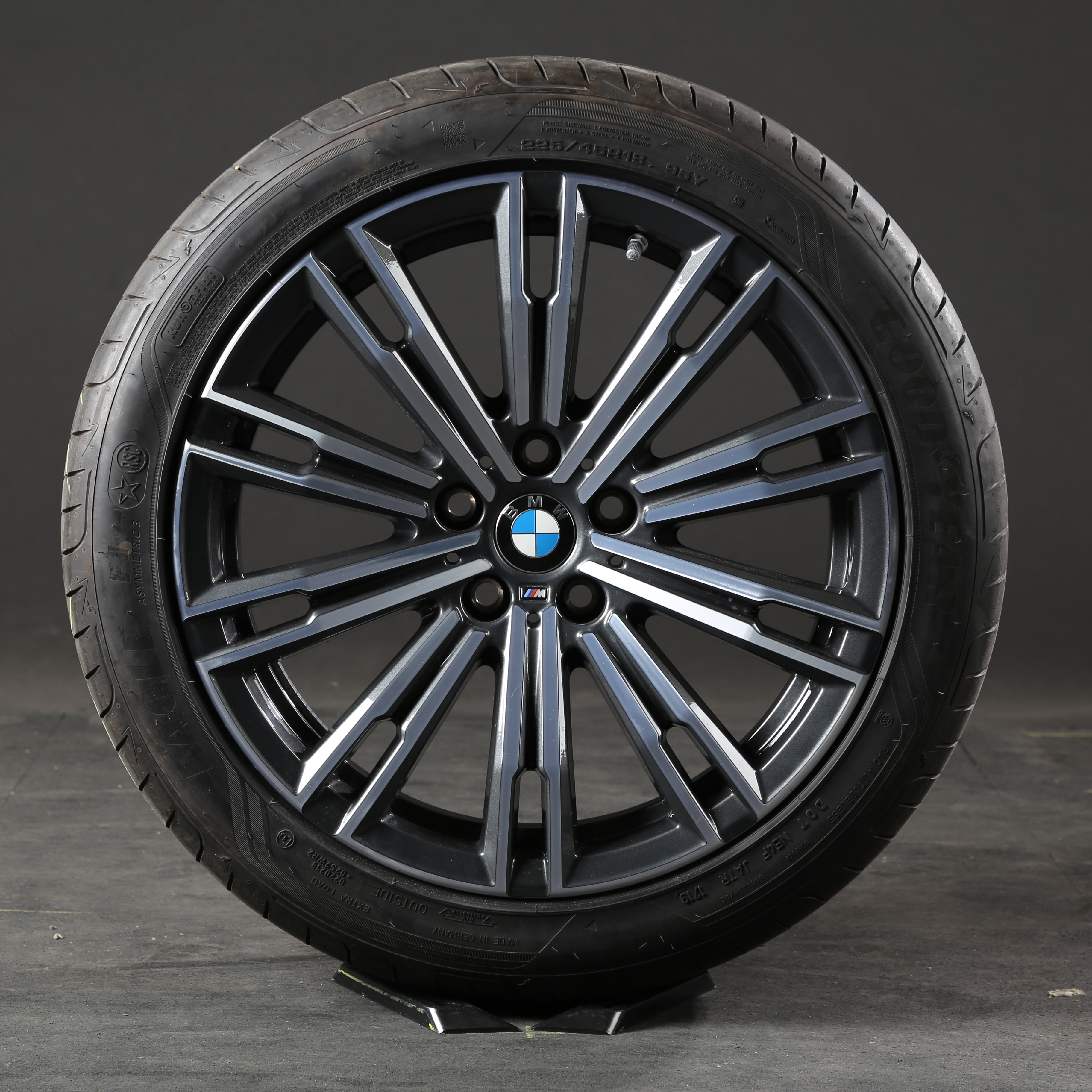 18 pouces roues d'été d'origine BMW Série 3 G20 G21 Série 4 G22 G23 8089890 790M