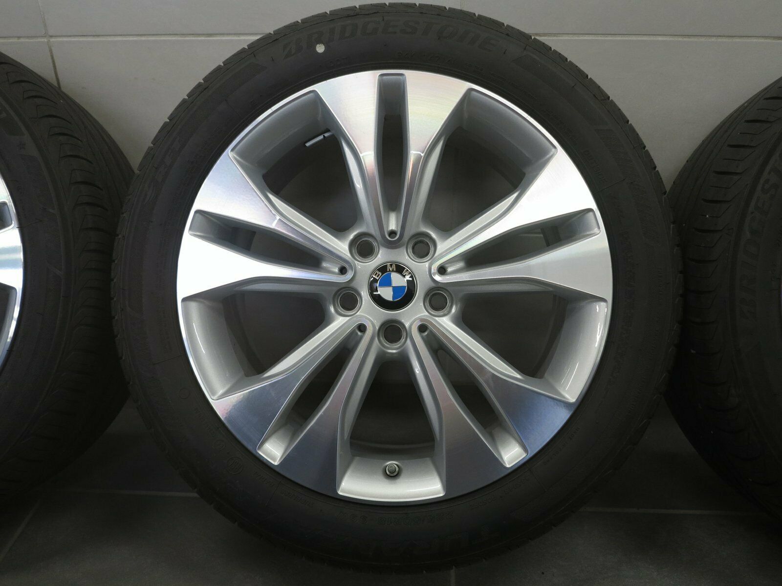 18 pouces roues d'été d'origine BMW X1 F48 X2 F39 Styling 567 6856068 (C41)