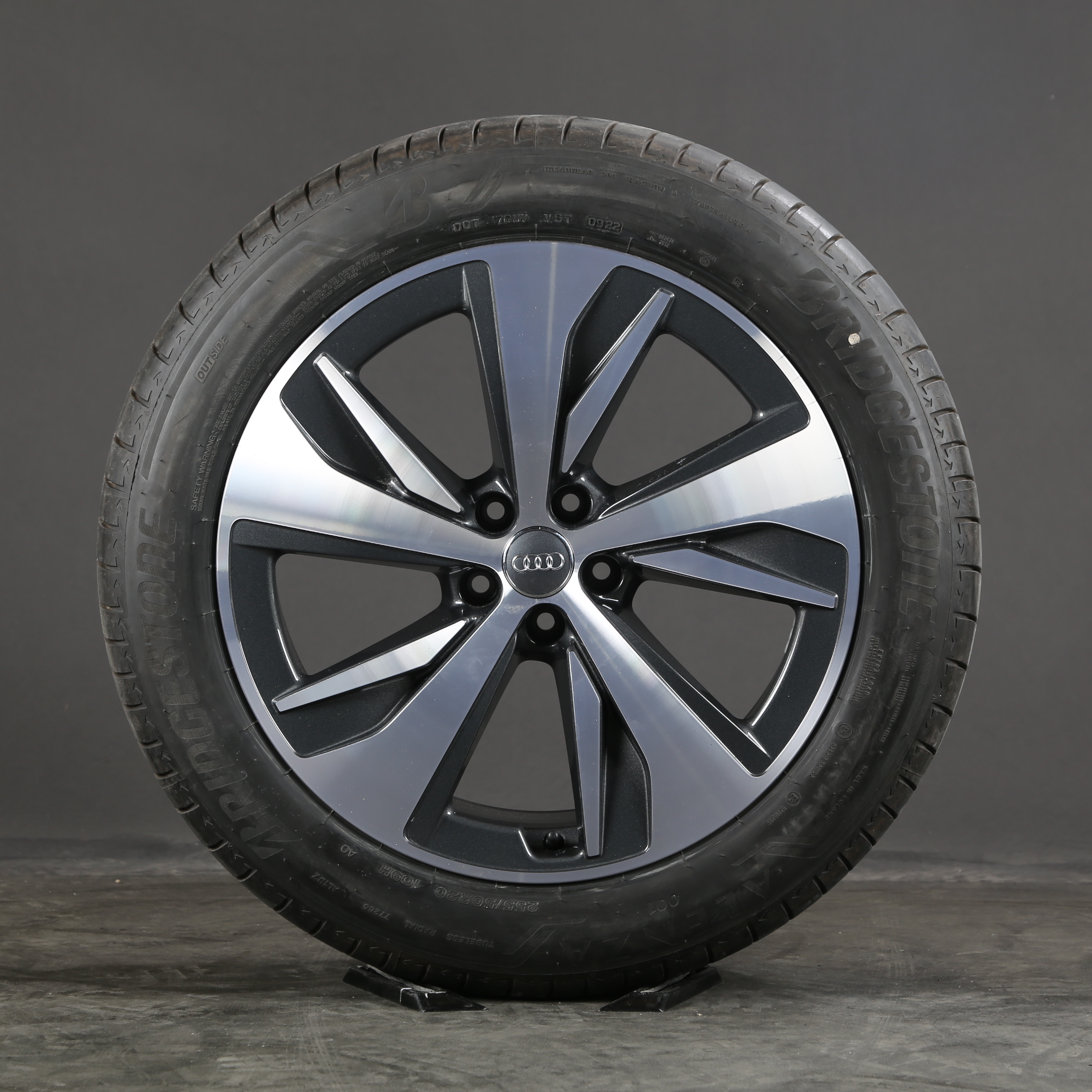 20 inch summer wheels original Audi e-tron Q8 e-tron GE 4KE601025AF summer tires