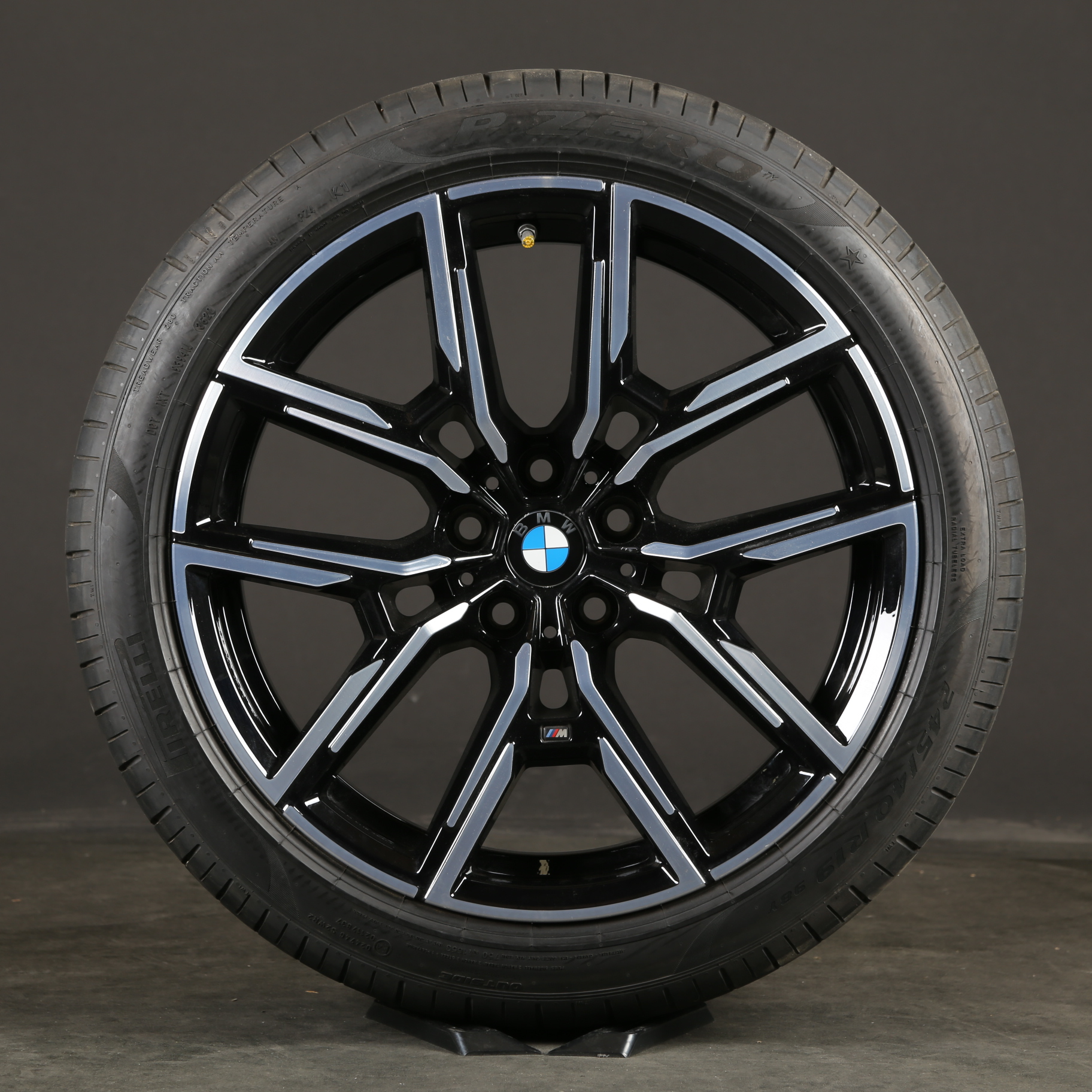 Original 19-inch BMW i4 4 Series G26 M859 summer wheels