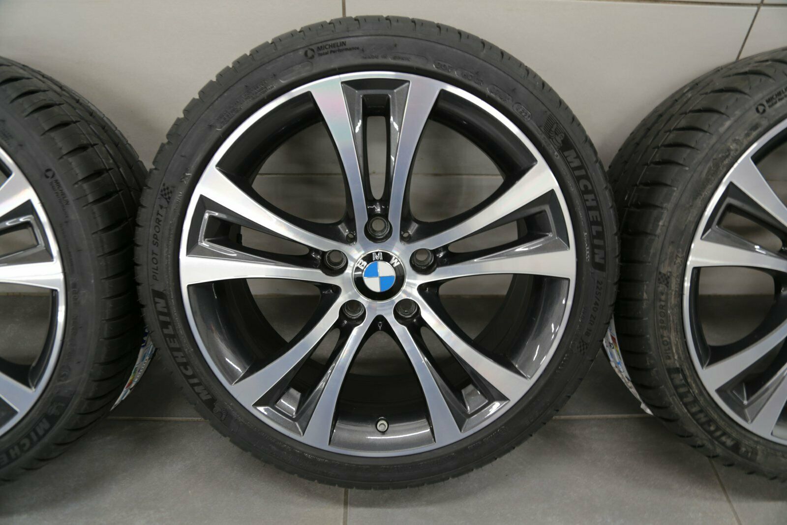 18-inch zomerwielen origineel BMW 1-serie F20 F21 2-serie F22 F23 Style 384 6796210