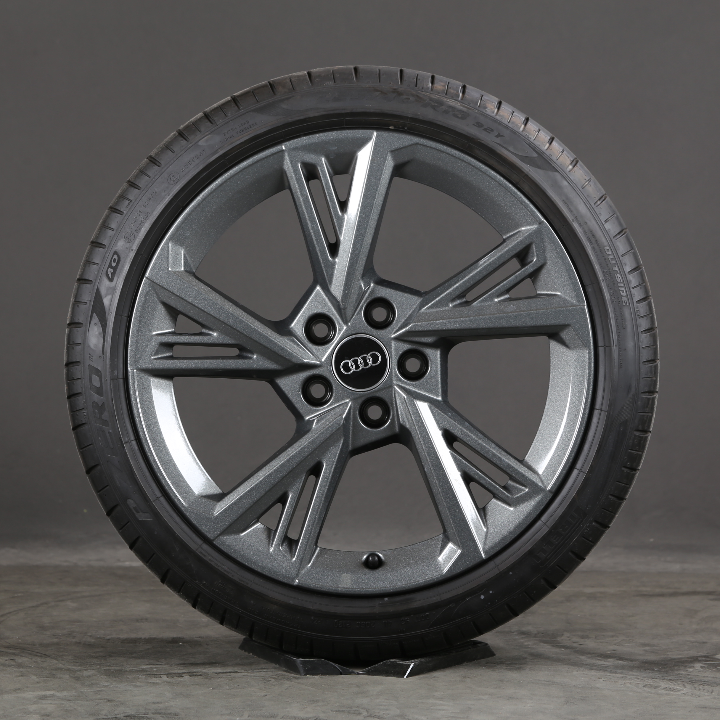 18 inch summer wheels original Audi A3 S3 8Y 8Y0601025G summer tires