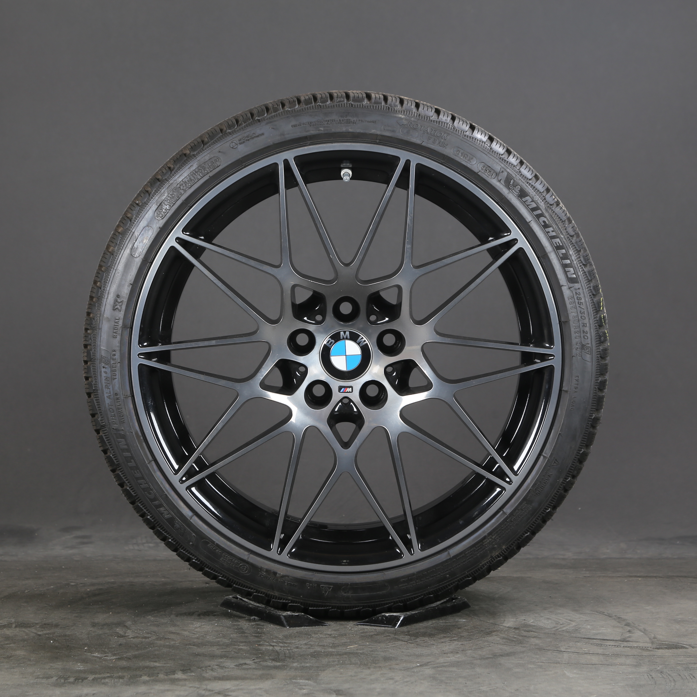 20 pouces roues d'hiver d'origine BMW M3 F80 M4 F82 F83 M666 2287500 pneus d'hiver