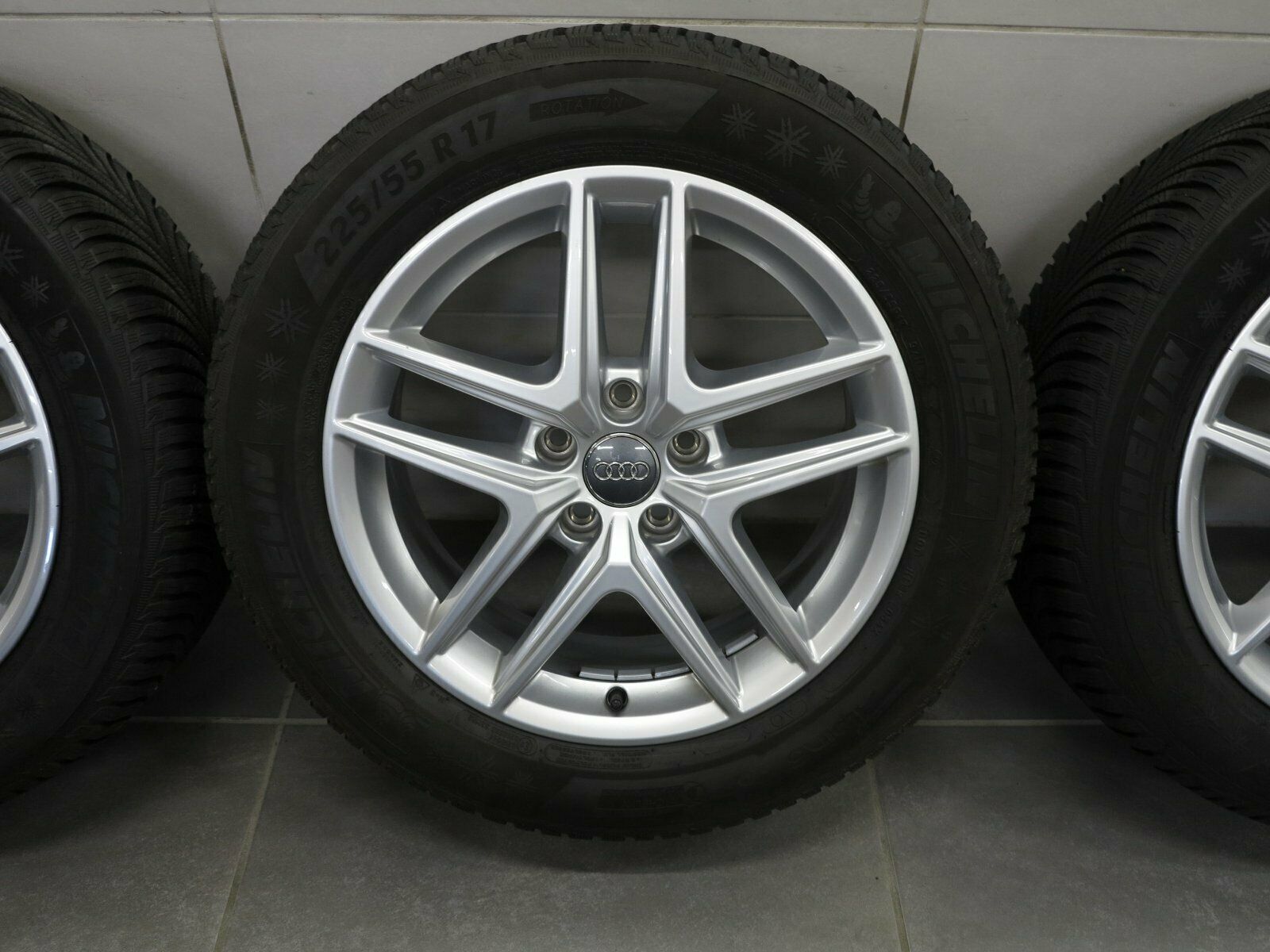 17 pouces roues d'hiver originales Audi A4 Allroad 8WH 8W9601025D S-Line pneus d'hiver