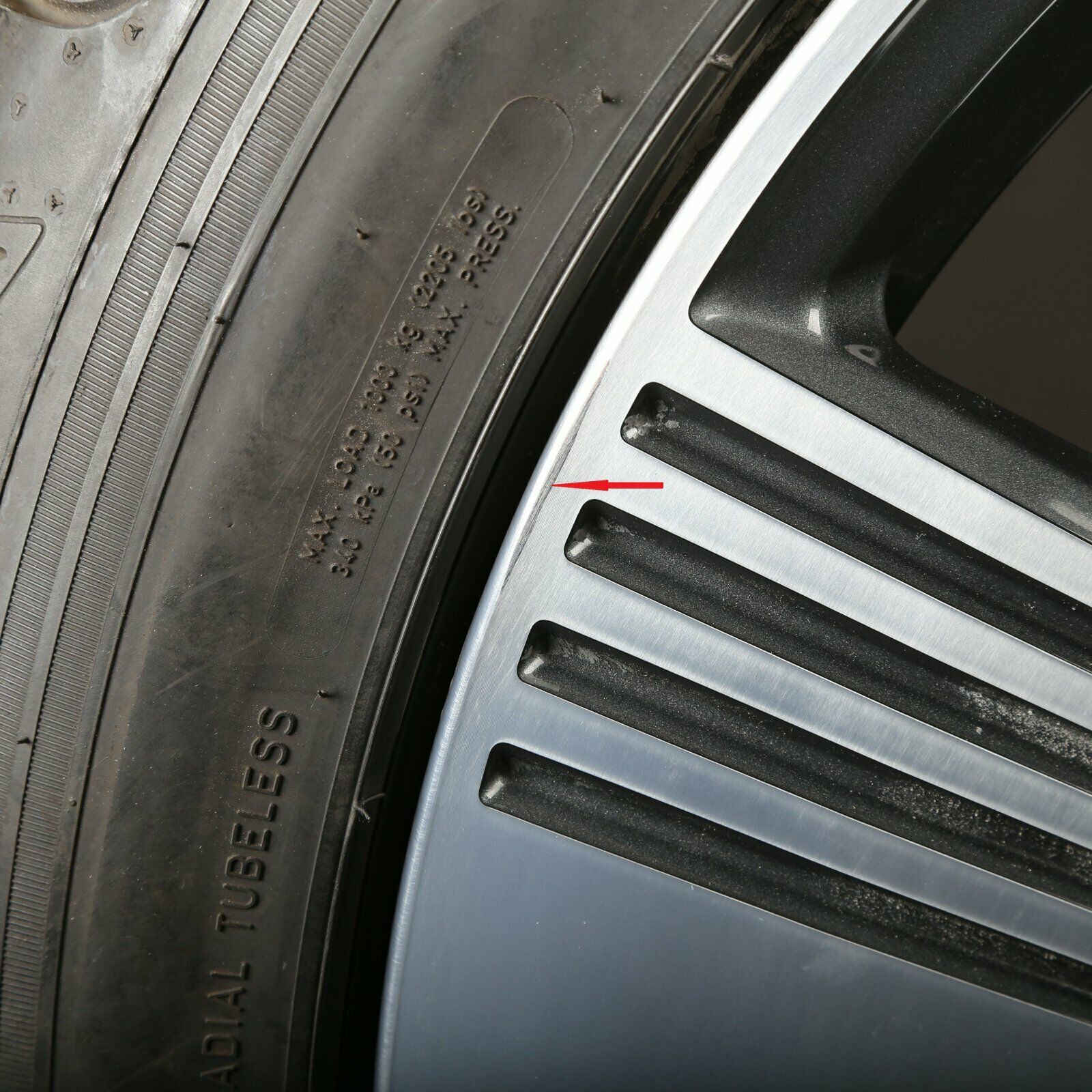 21 pouces roues d'été Audi e-tron GEN Sportback GEA 4KE601025F