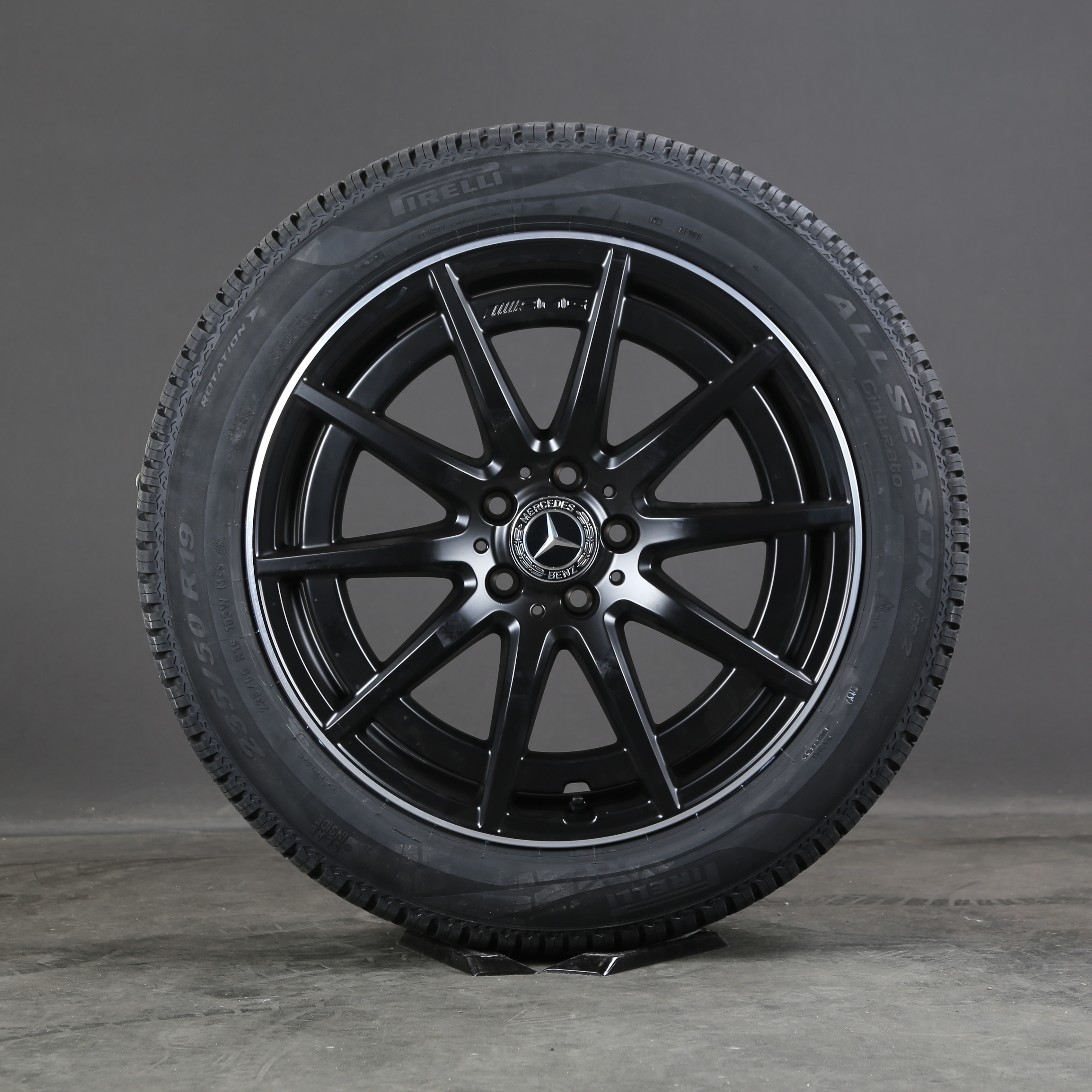 19-inch all-season wheels Mercedes GLB 35 AMG X247 GLA 45 AMG H247 A2474011900