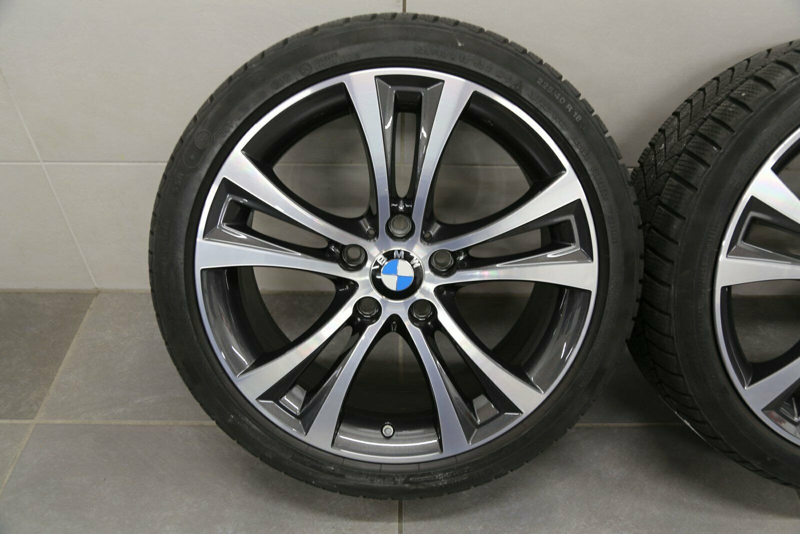 18-inch dubbelspaaks 384 winterwielen BMW 1 Serie F20 F21 2 Serie F22 F23 velgen 6796210