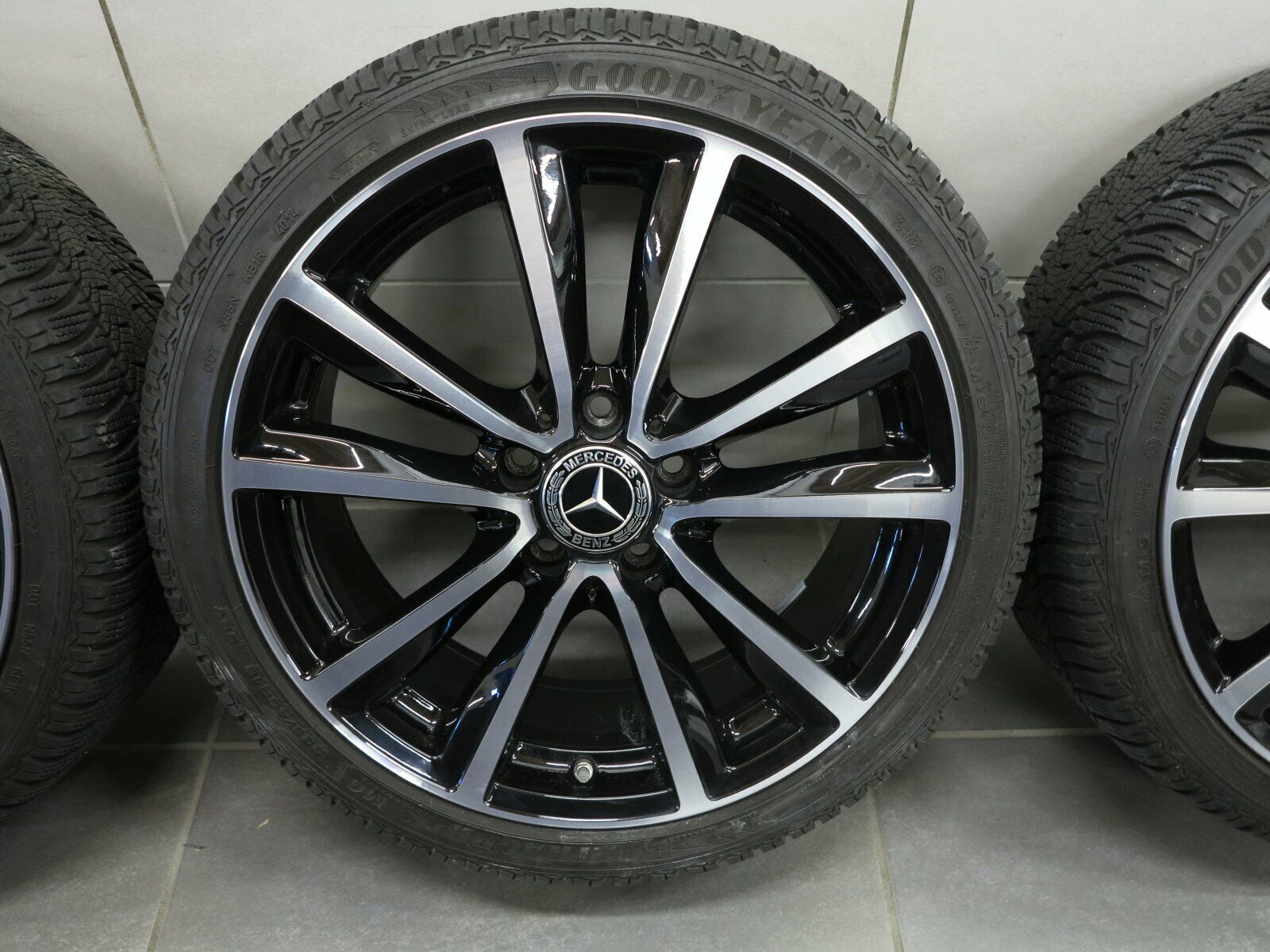 18-inch winterwielen origineel Mercedes B W246 A W176 CLA C117 A2464010600 Wielen