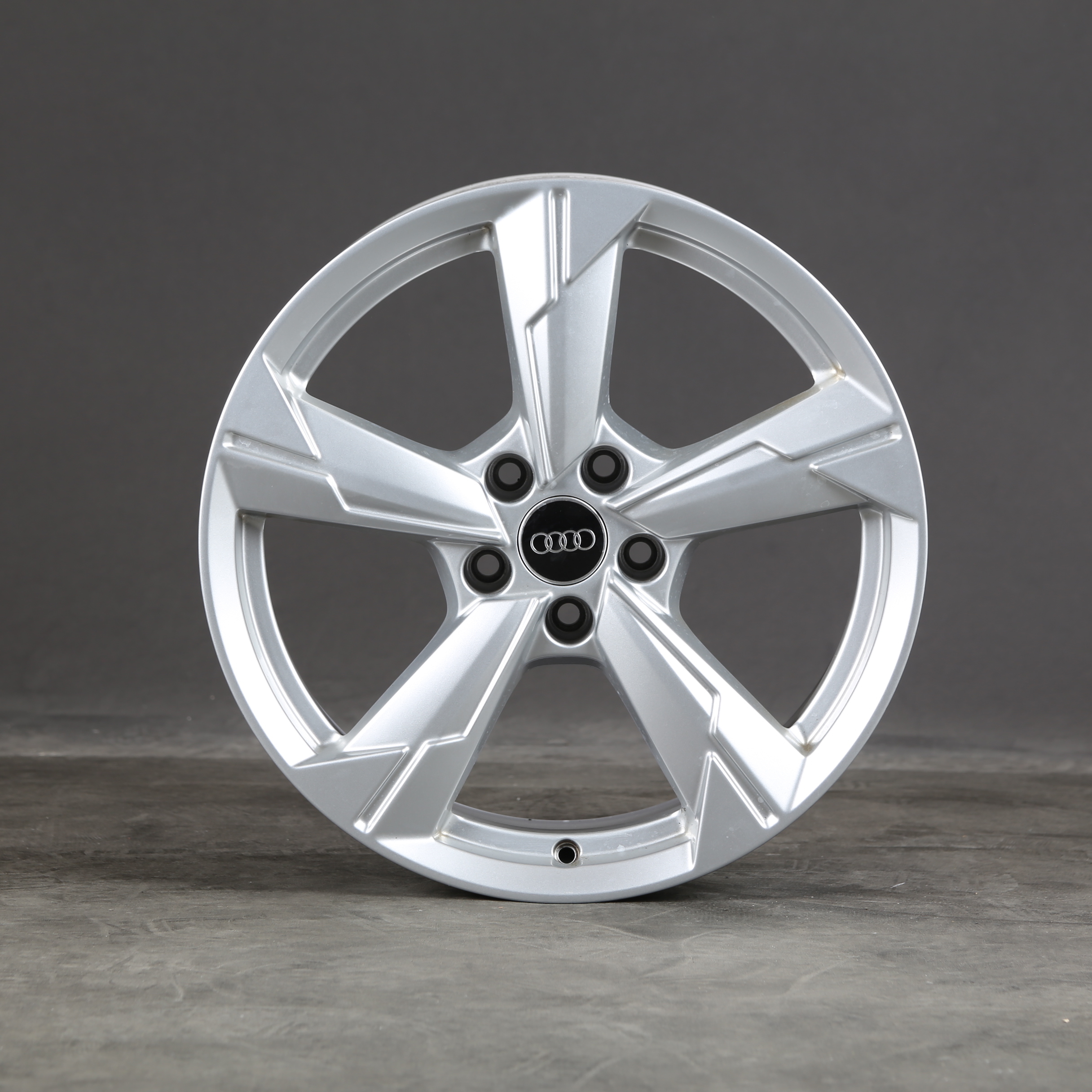 18-inch original alloy wheels Audi A6 S6 4K C8 4K0601025D S-Line rims