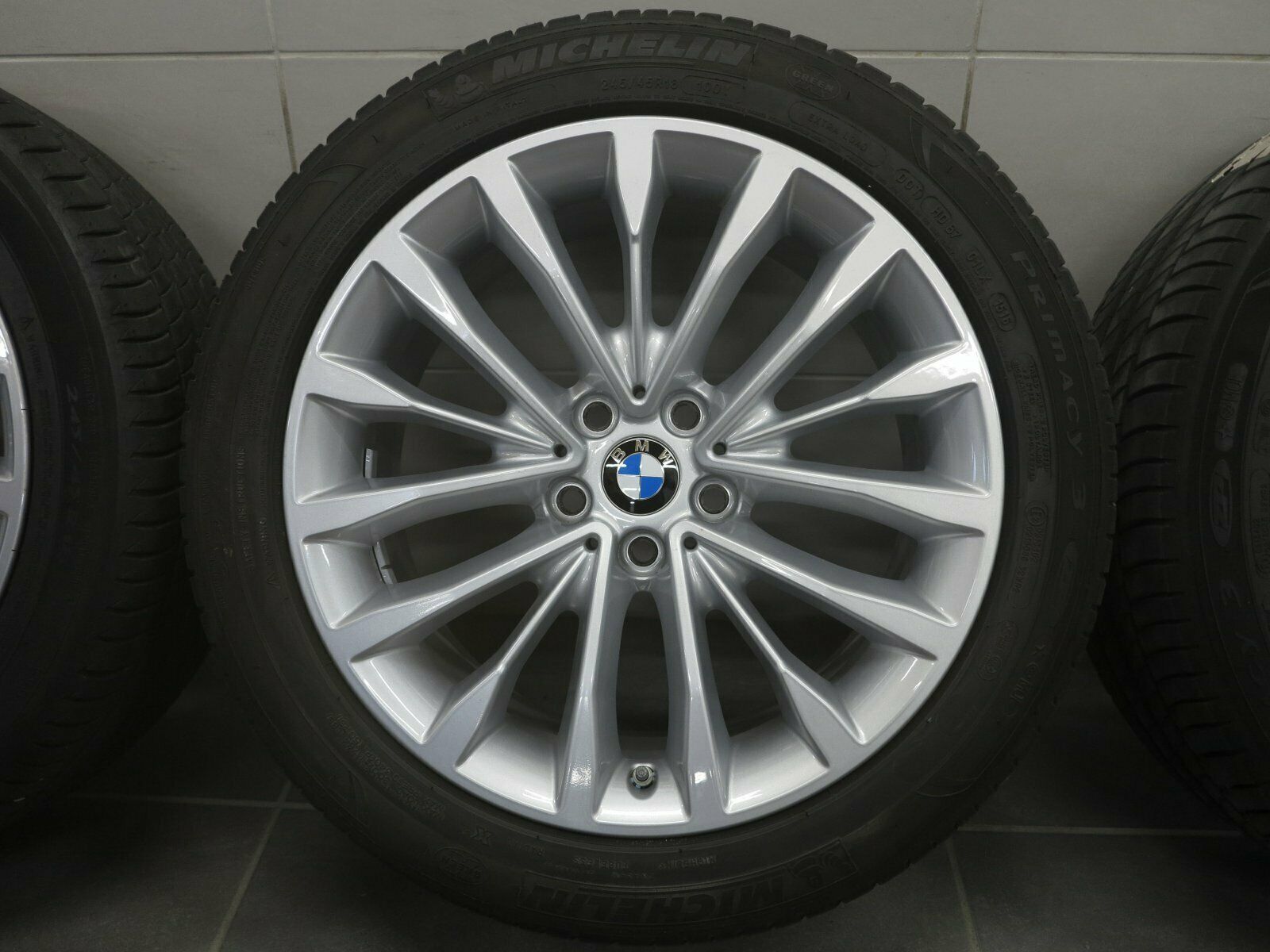 18 pouces roues d'été d'origine BMW Série 5 G30 G31 Styling 632 6863418 (B26)