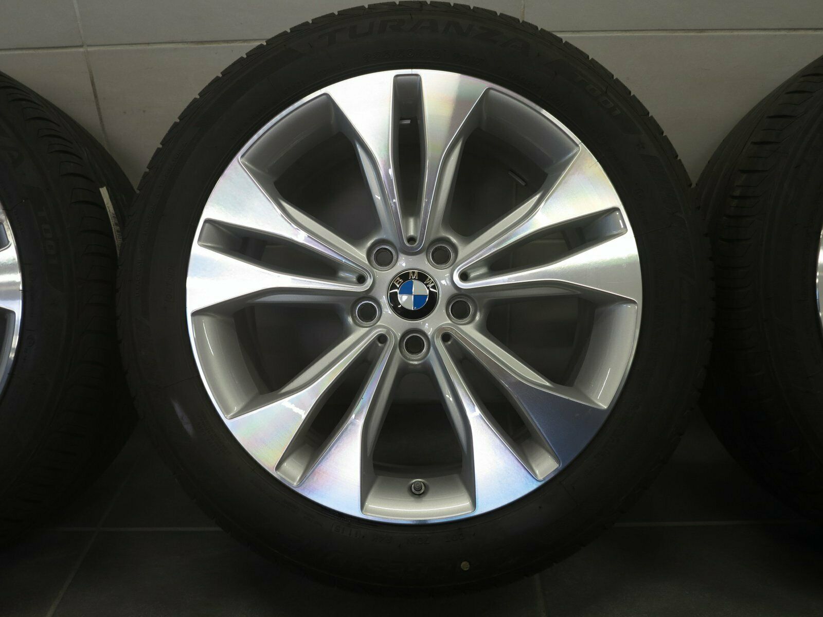 18 pouces roues d'été d'origine BMW X1 F48 X2 F39 Styling 567 6856068 (C41)
