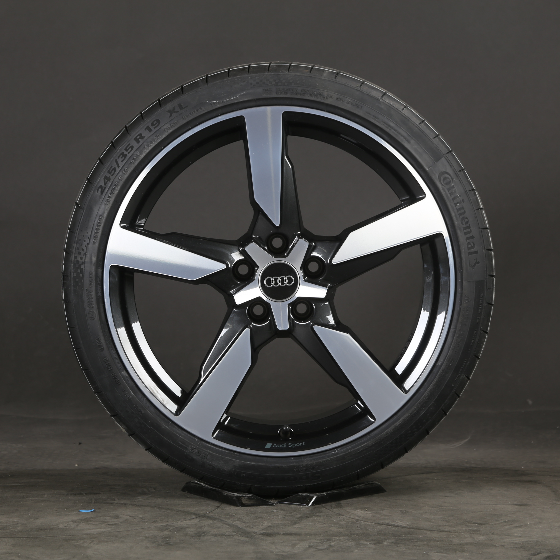19 pouces roues d'été d'origine Audi TT S TTRS 8S 8S0601025AC S-Line pneus d'été