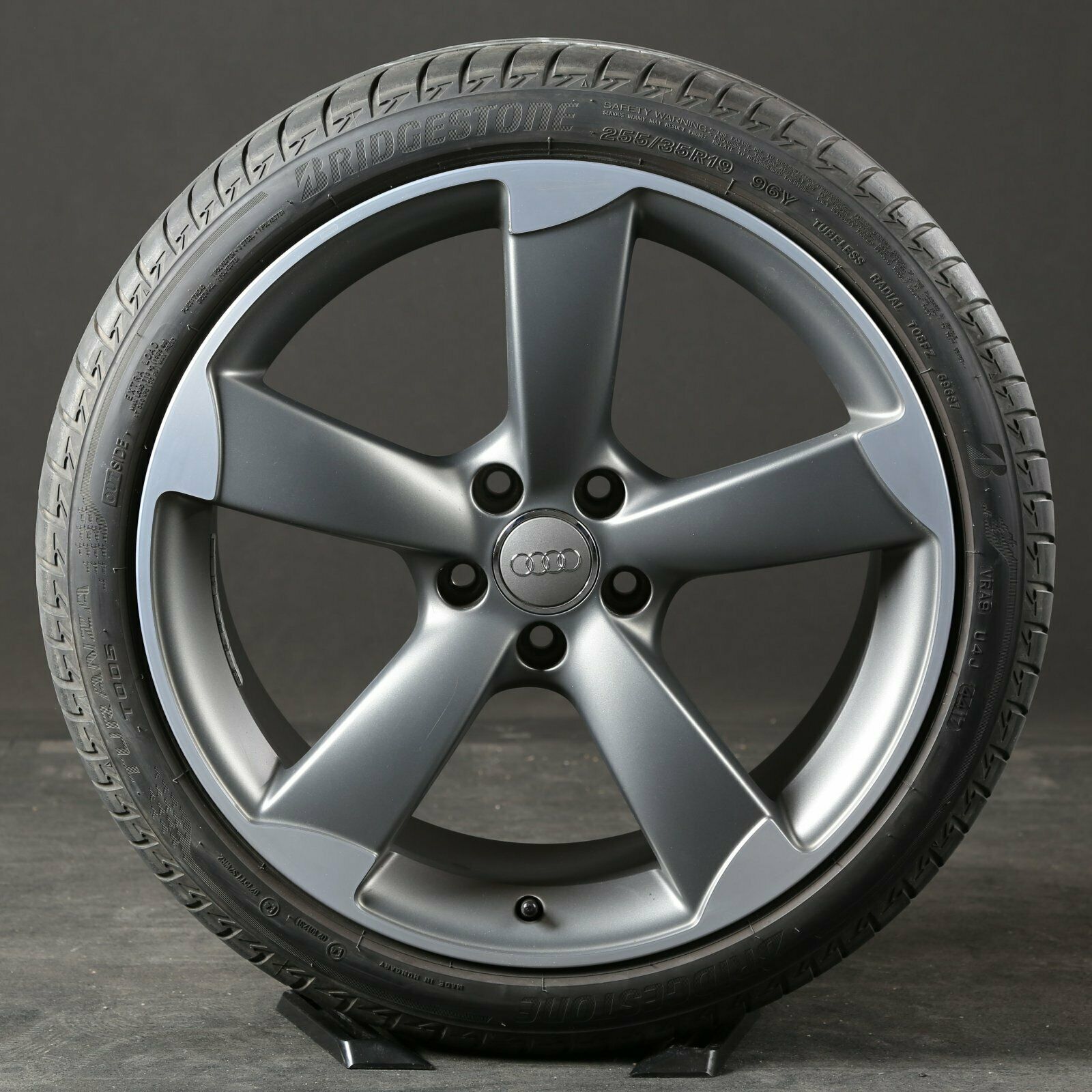 19 pouces roues d'été d'origine Audi A4 S4 B8 rotor pneus d'été 8K0601025CN