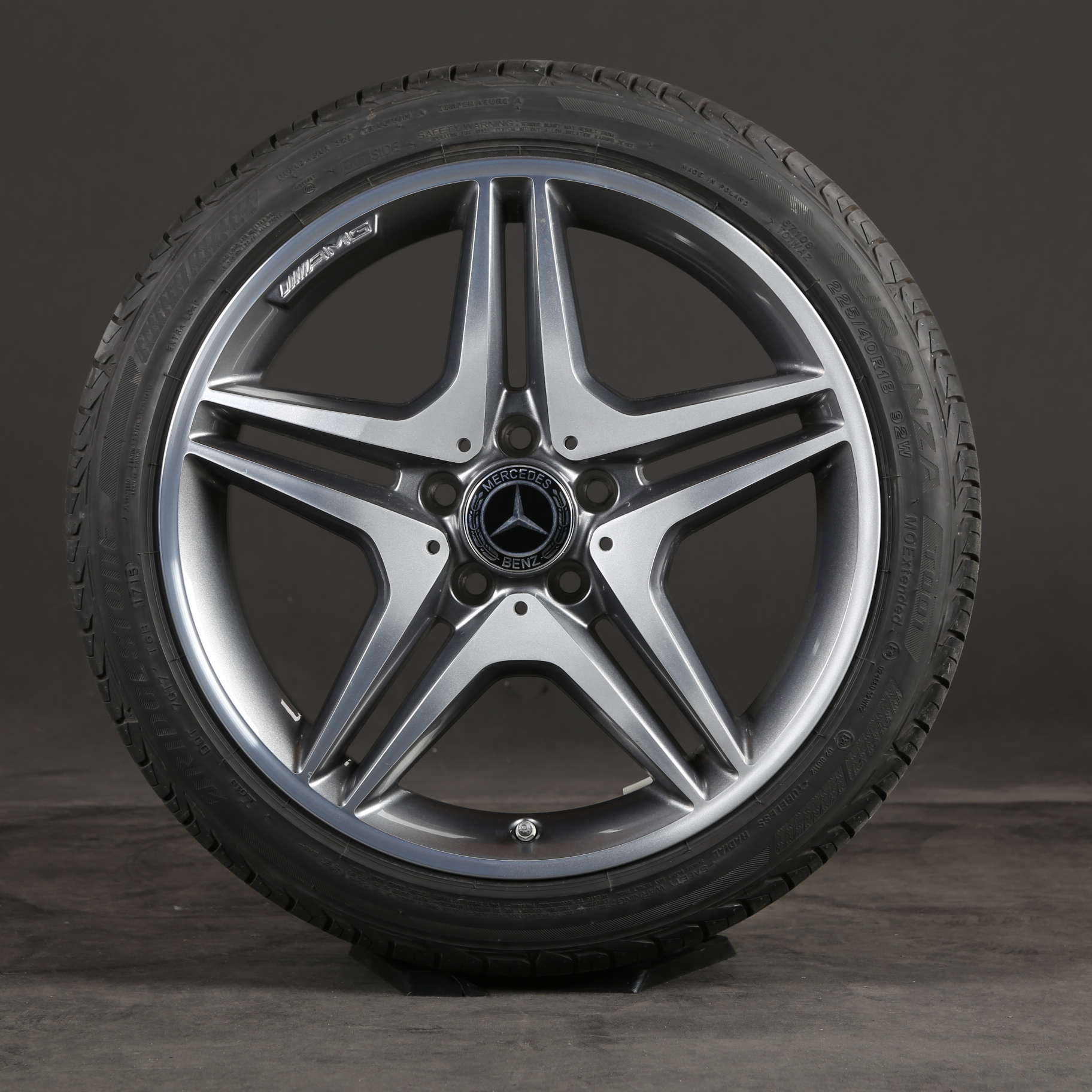 18 pouces roues d'été d'origine Mercedes Classe A AMG W176 CLA C117 A1764010302