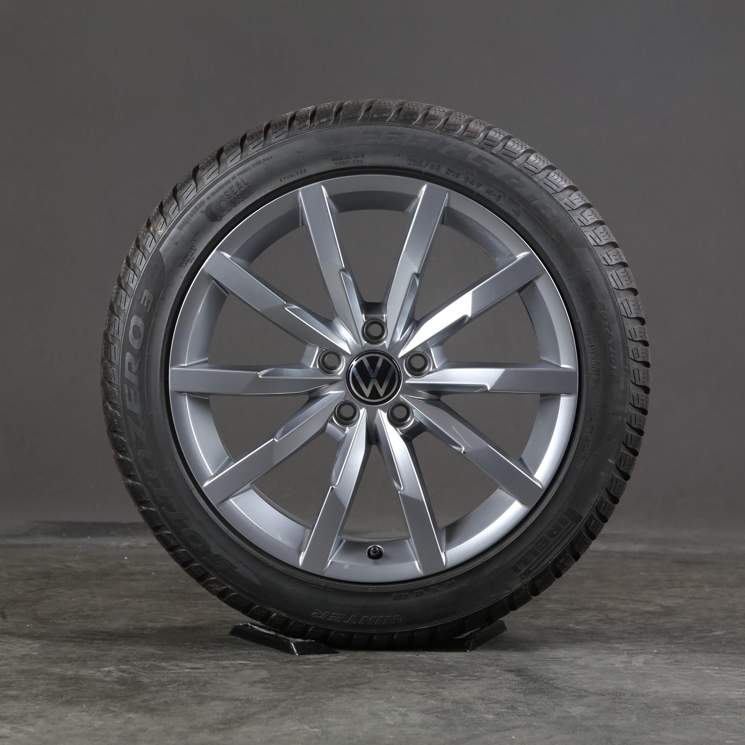 18 inch winter wheels original VW Passat 3G B8 3G0601025Q Monterey winter tires