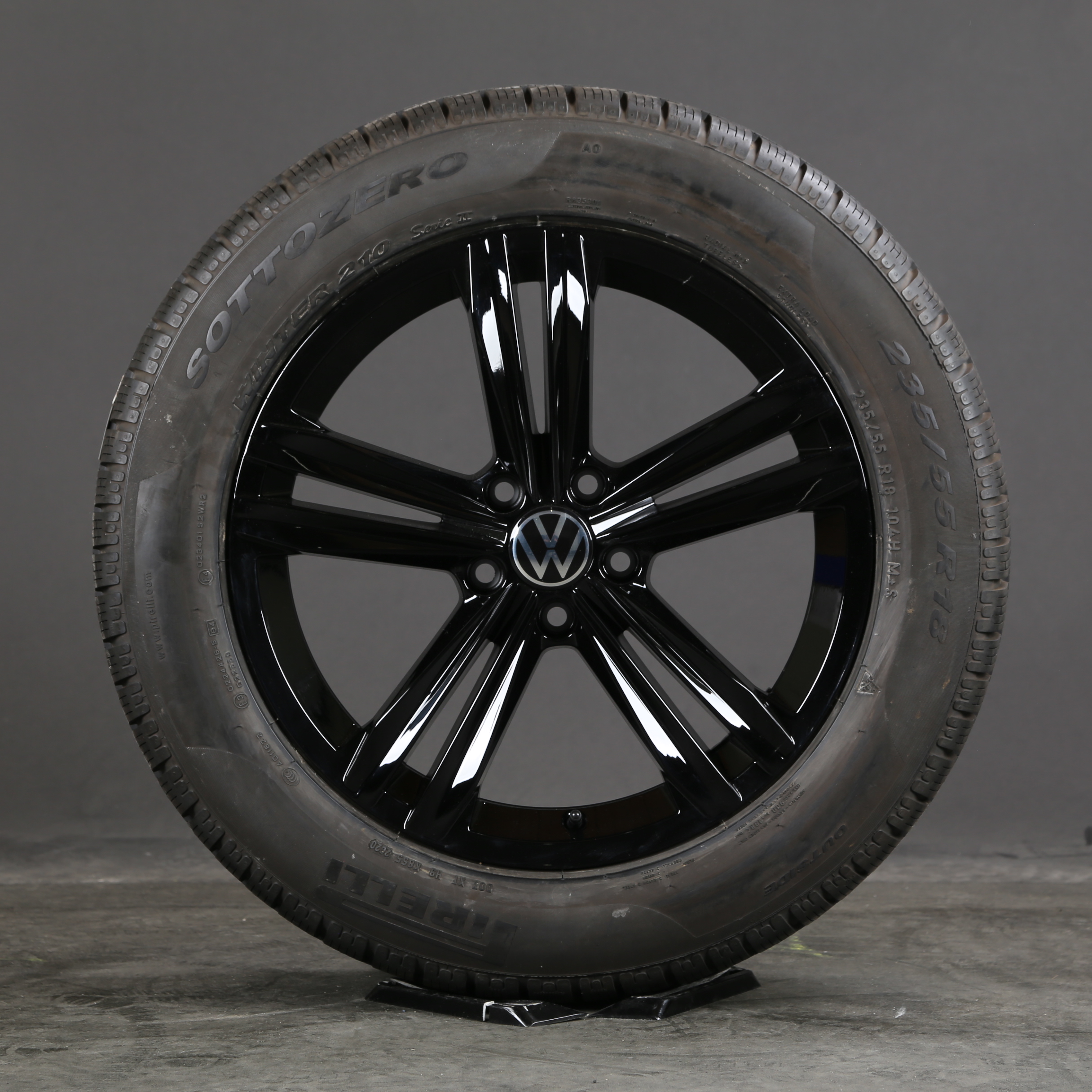 18 pouces roues d'hiver d'origine VW Tiguan II Sebring 5NA601025M pneus d'hiver