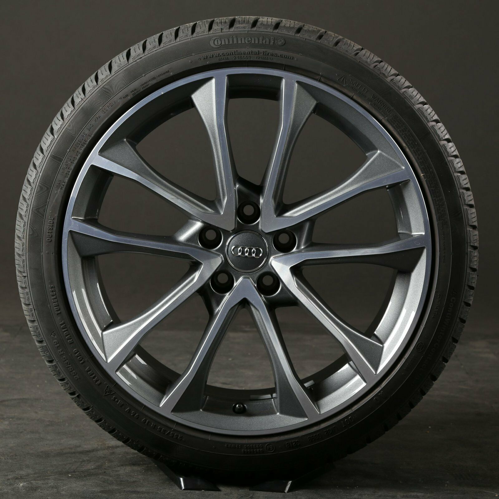 Original Audi S4 Facelift 19 pouces roues d'hiver 8W S-Line pneus d'hiver 8W0601025BF