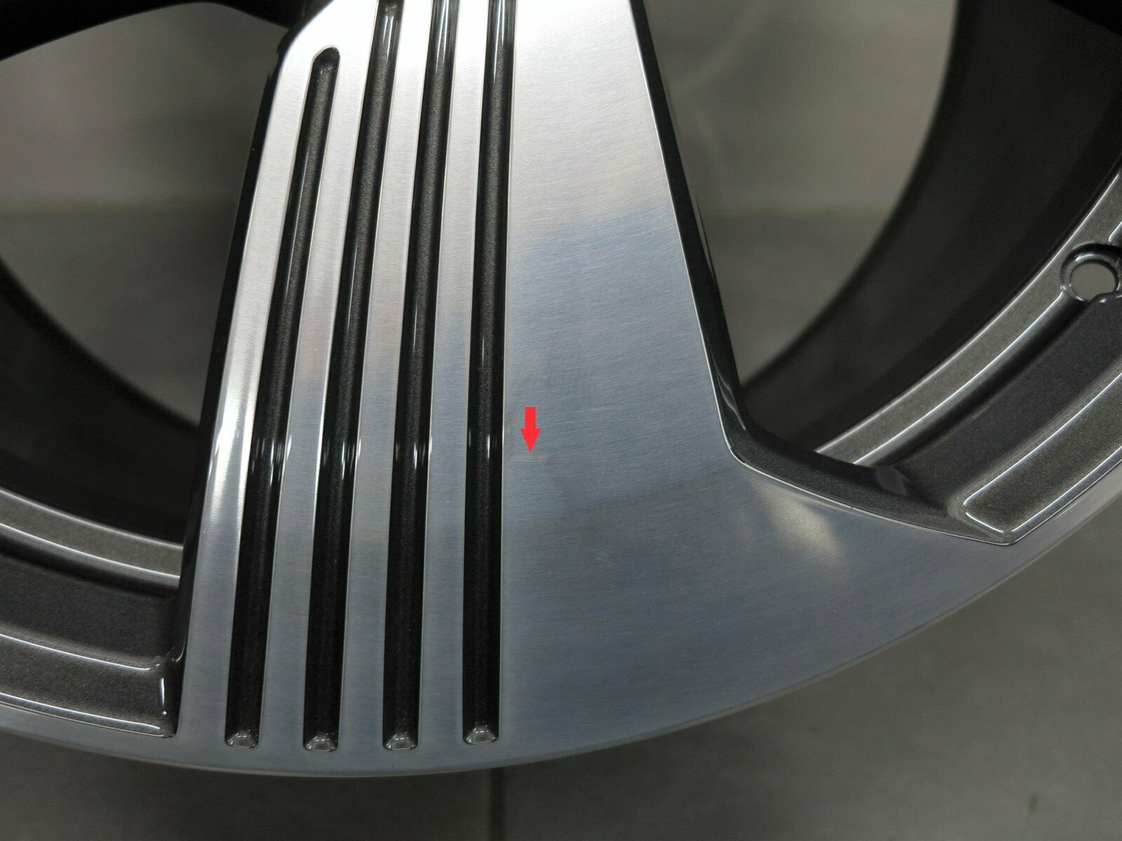 21 Zoll Alufelgen original Audi e-tron GEN GEA 5-Arm-Turbine