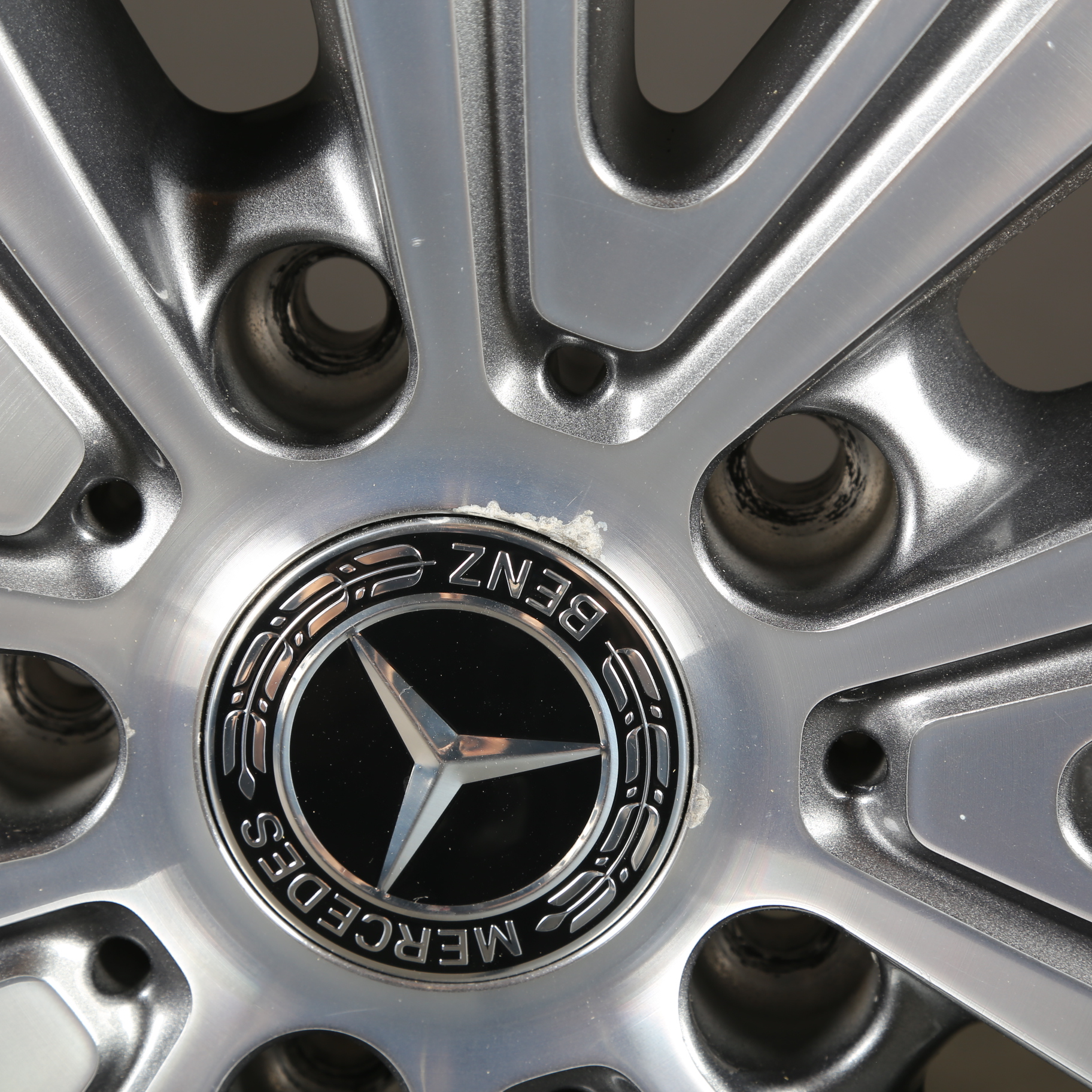 Llantas de invierno de 19 pulgadas originales Mercedes Clase G W463 Neumáticos de invierno A4634011100
