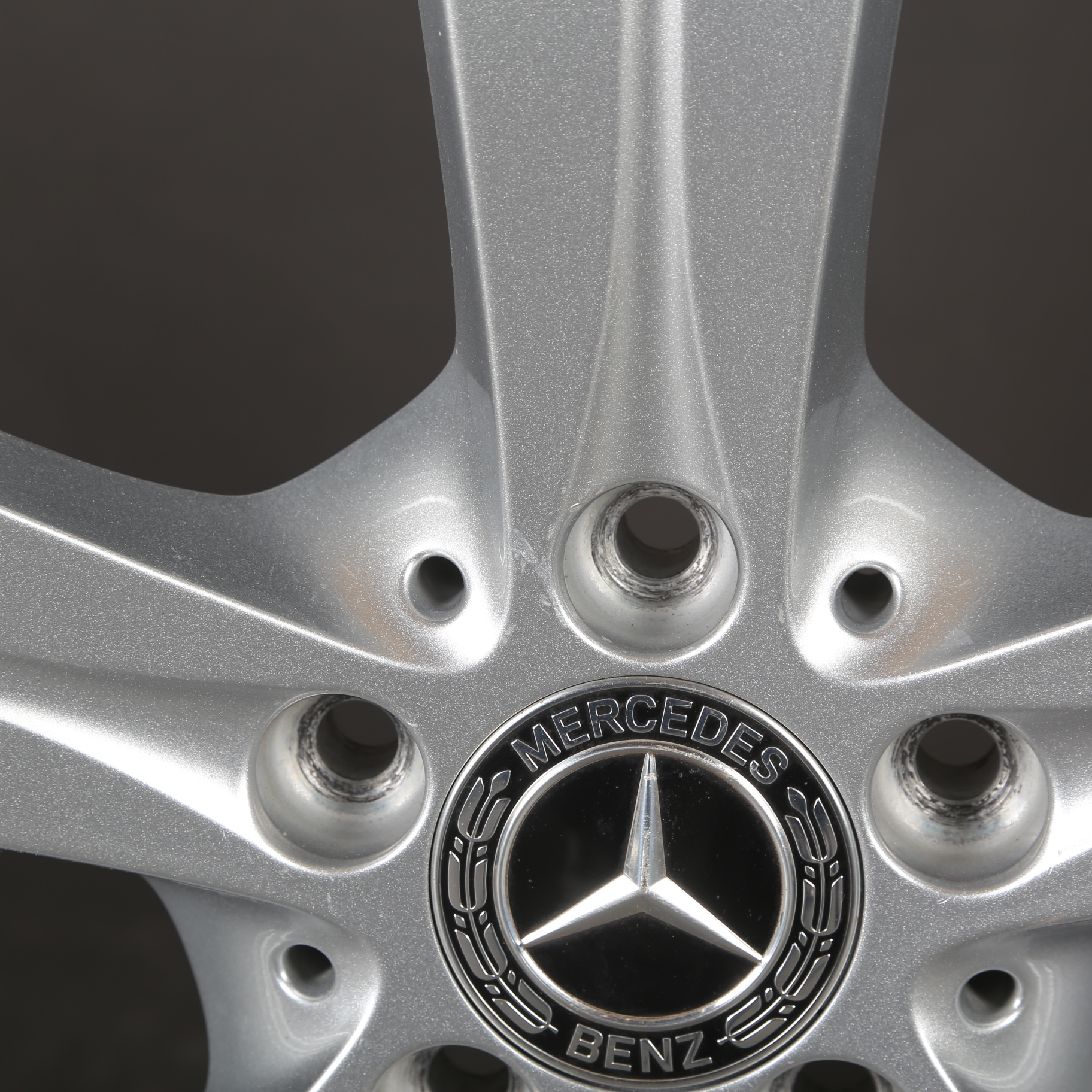 17 pouces roues d'hiver d'origine Mercedes Classe C W206 A2064014500 pneus d'hiver
