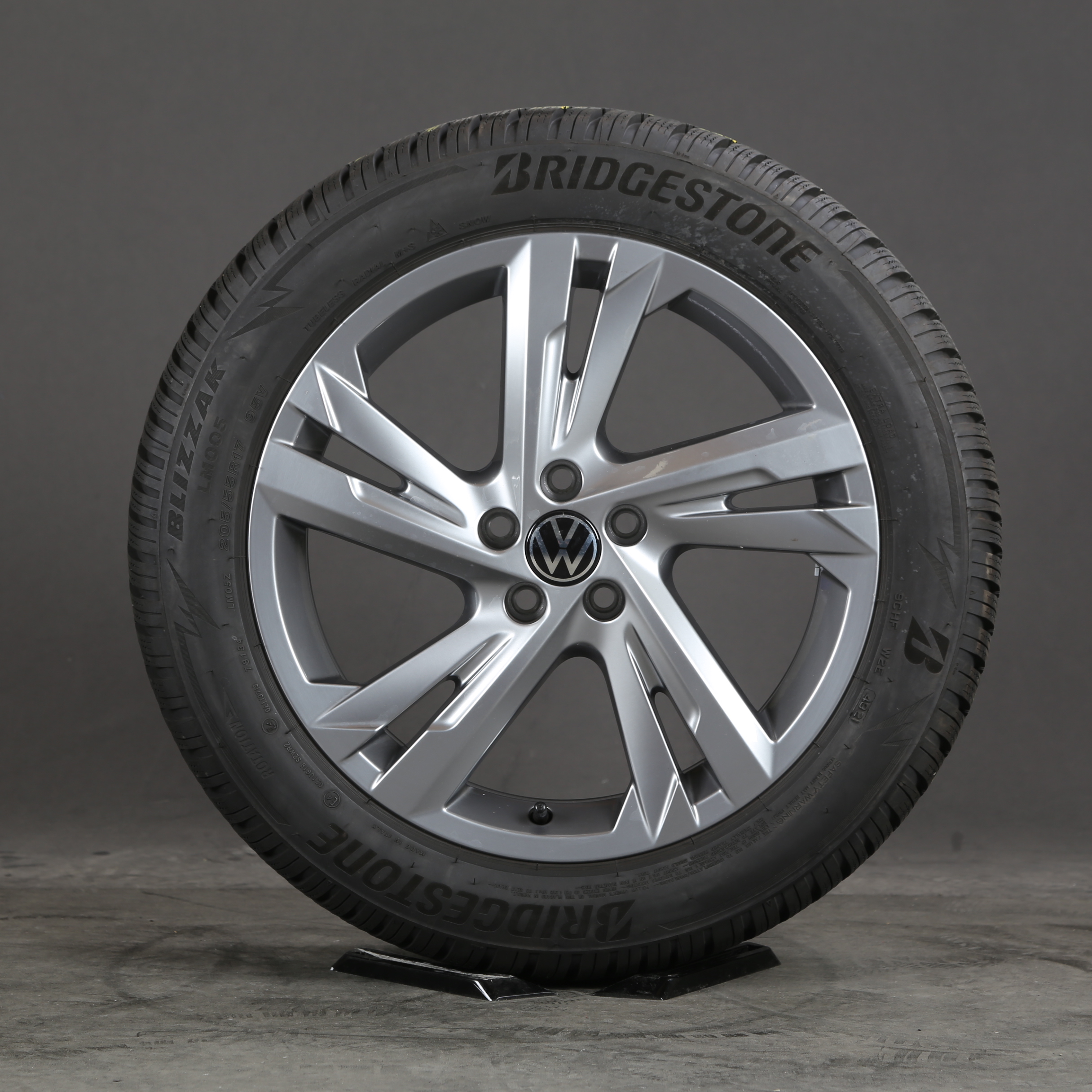 17 pouces roues d'hiver d'origine VW T-Cross C11 2G7601025E pneus d'hiver